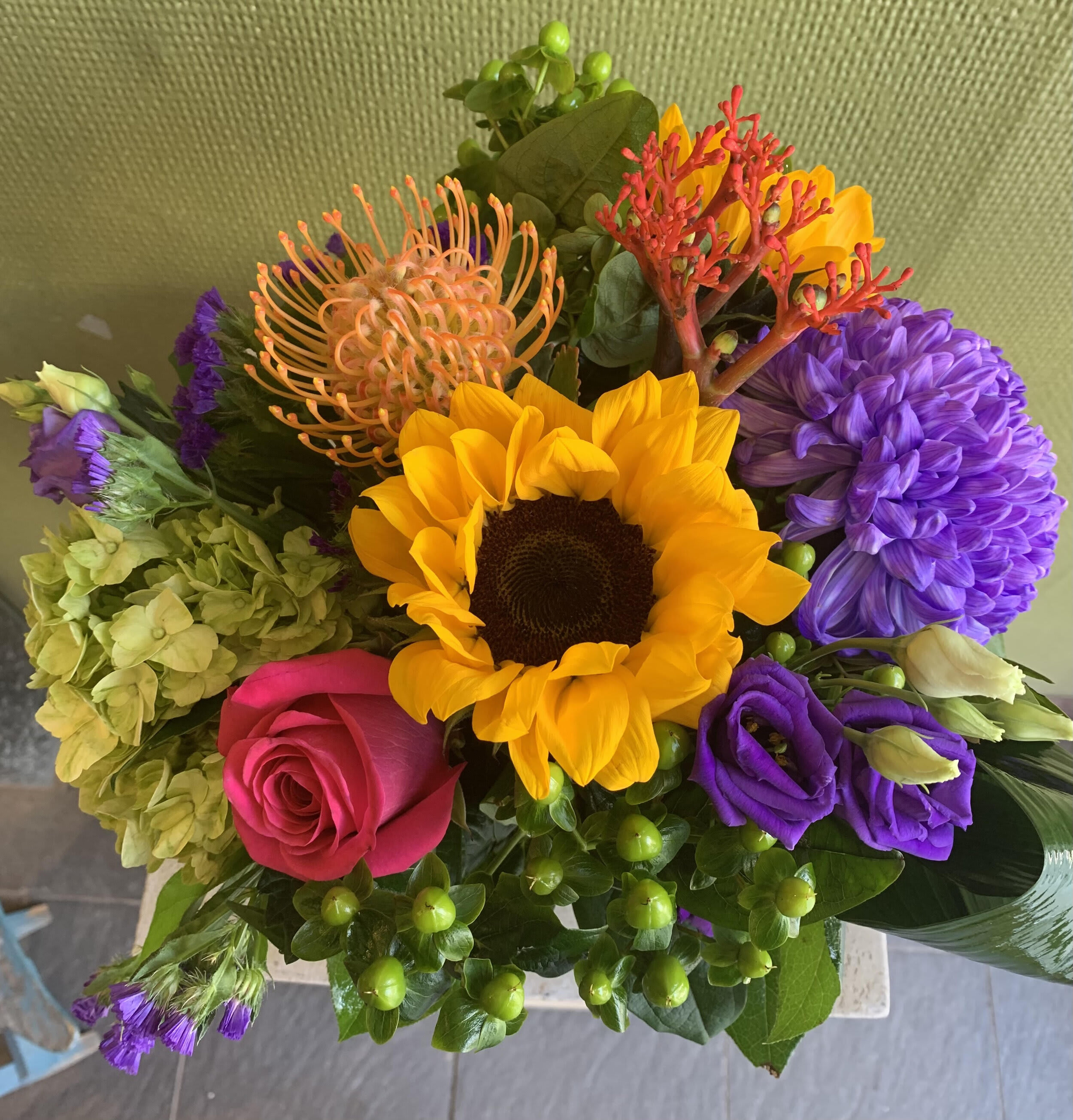 Vibrant mix in a vase Flower Bouquet