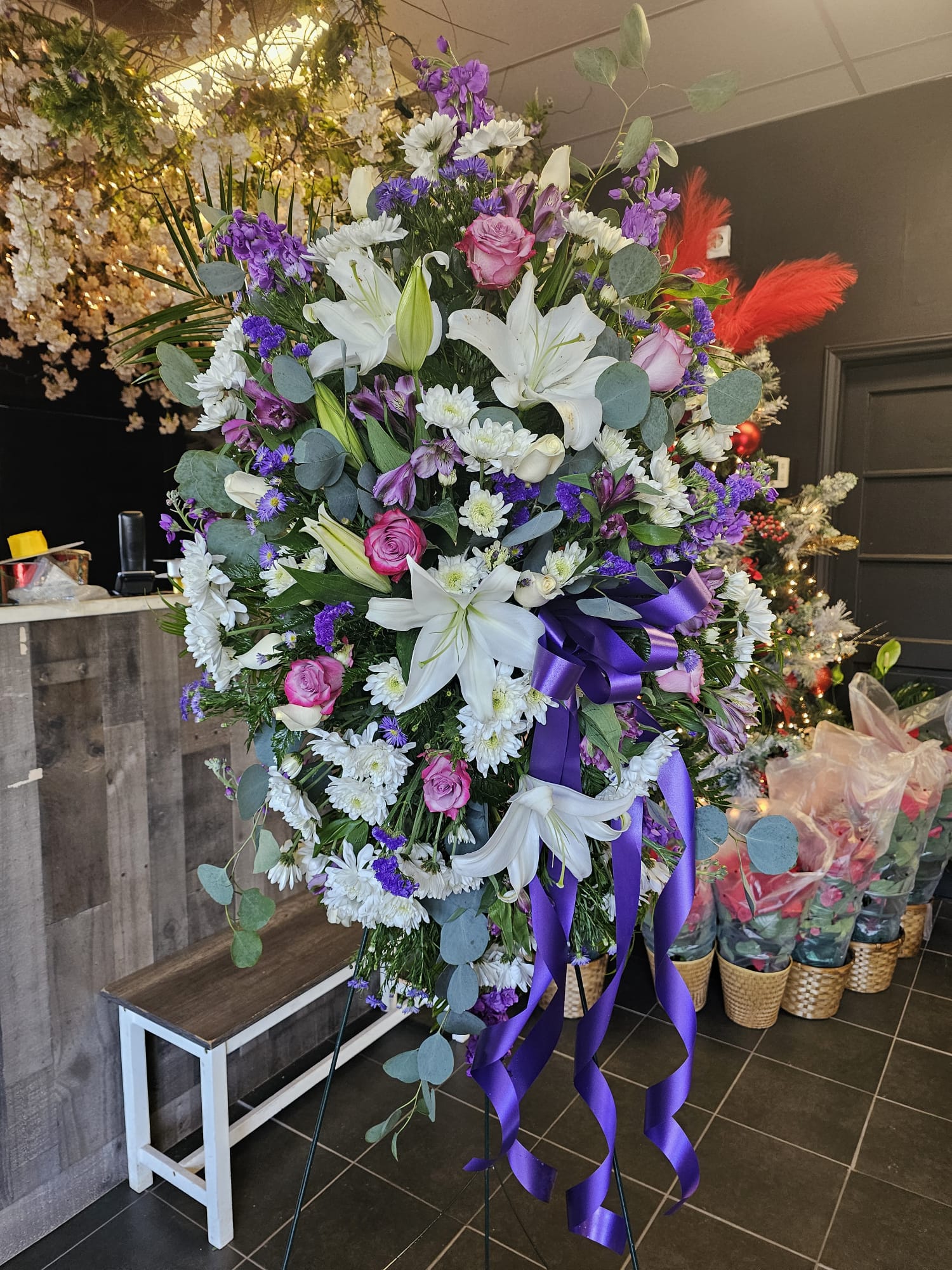 Flores De Pie Morada con blanco