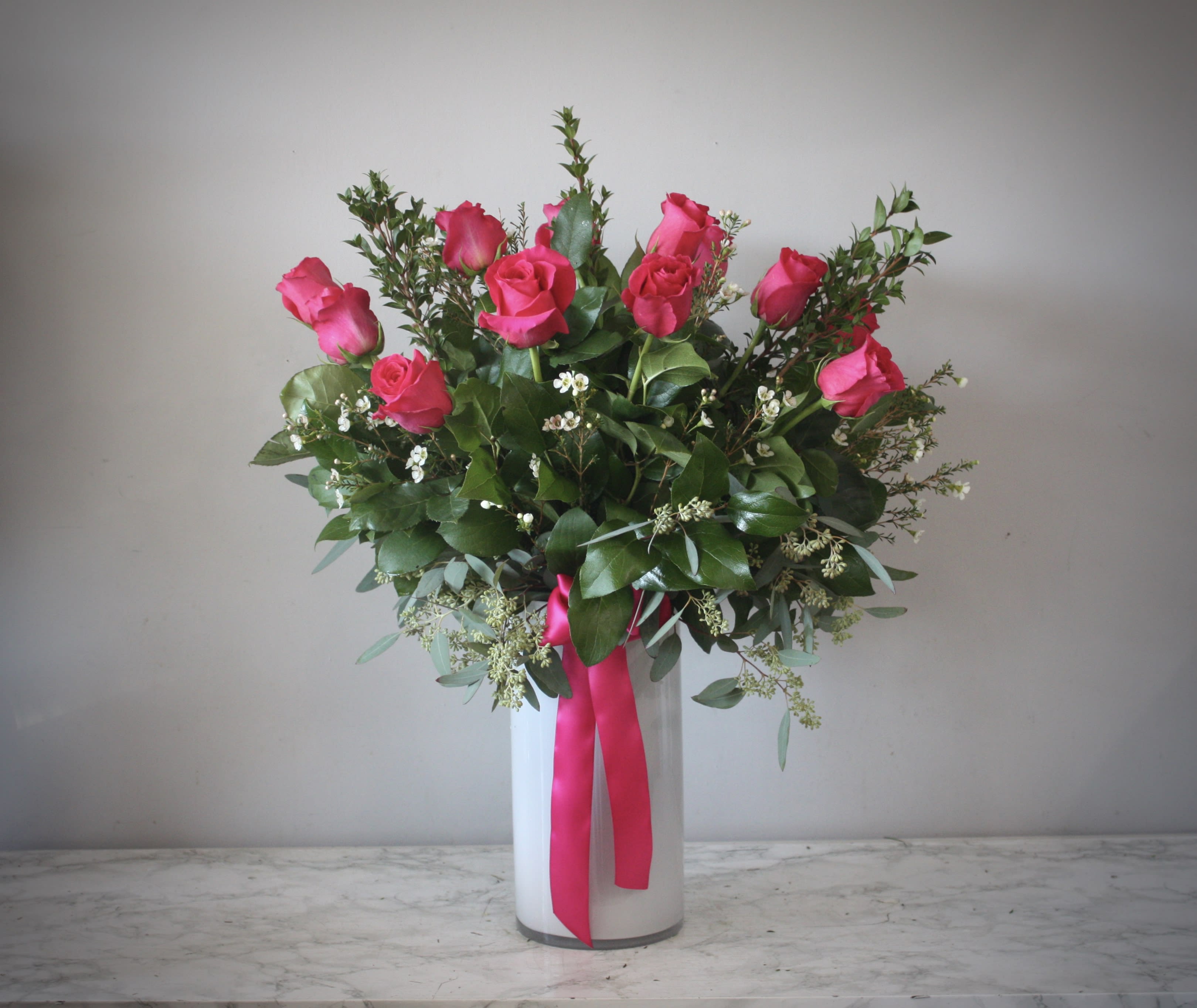 1 Dozen Hot Pink Roses