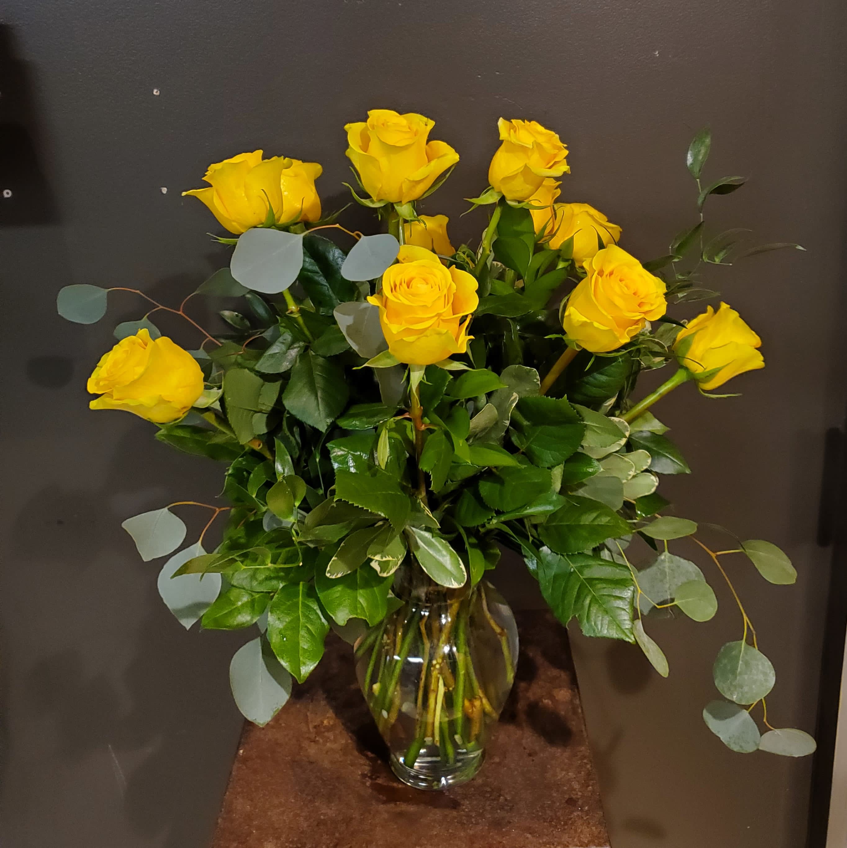 Long Stem Yellow Roses Flower Bouquet