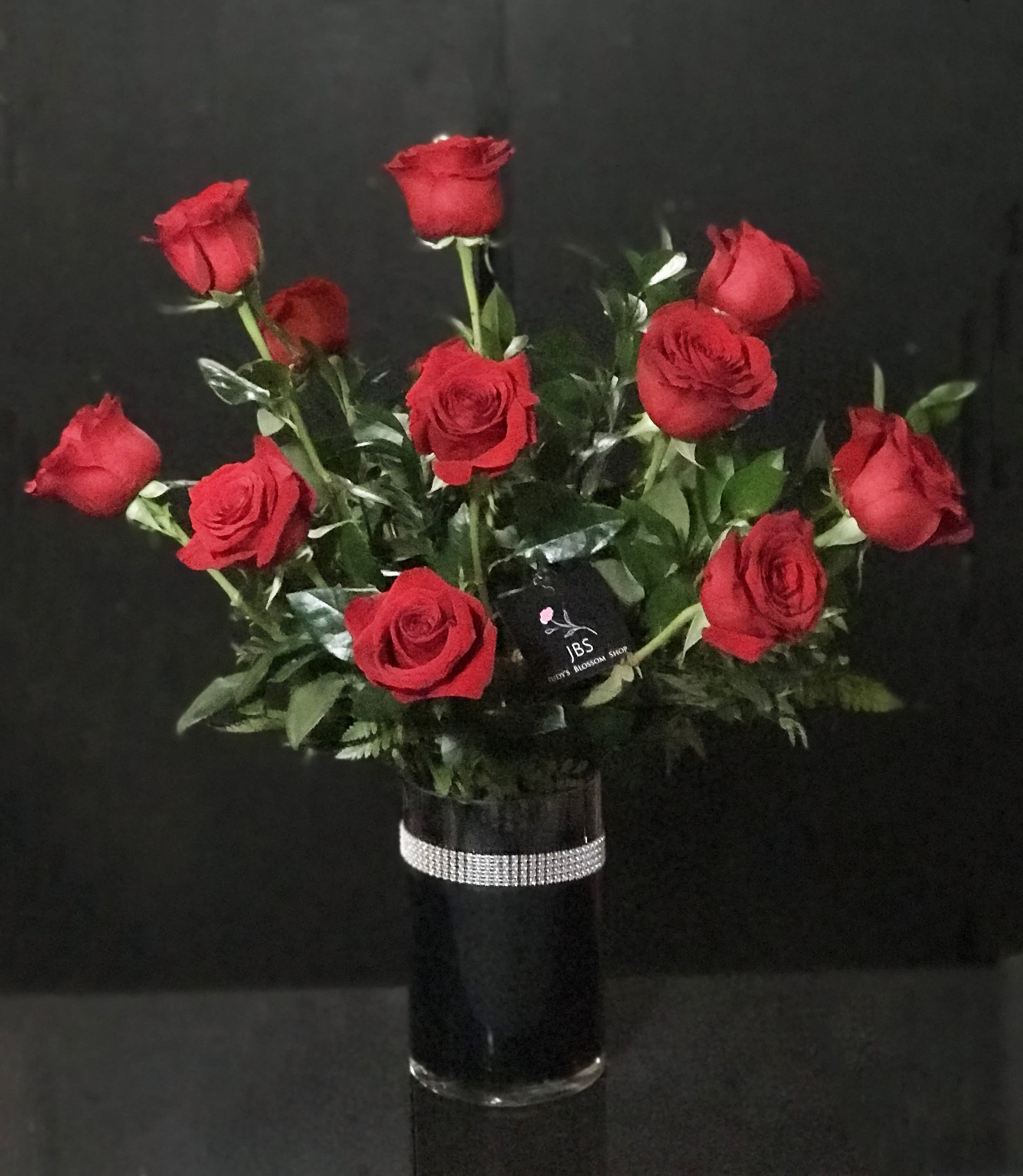 Midnight Roses - black vase with rhinestones