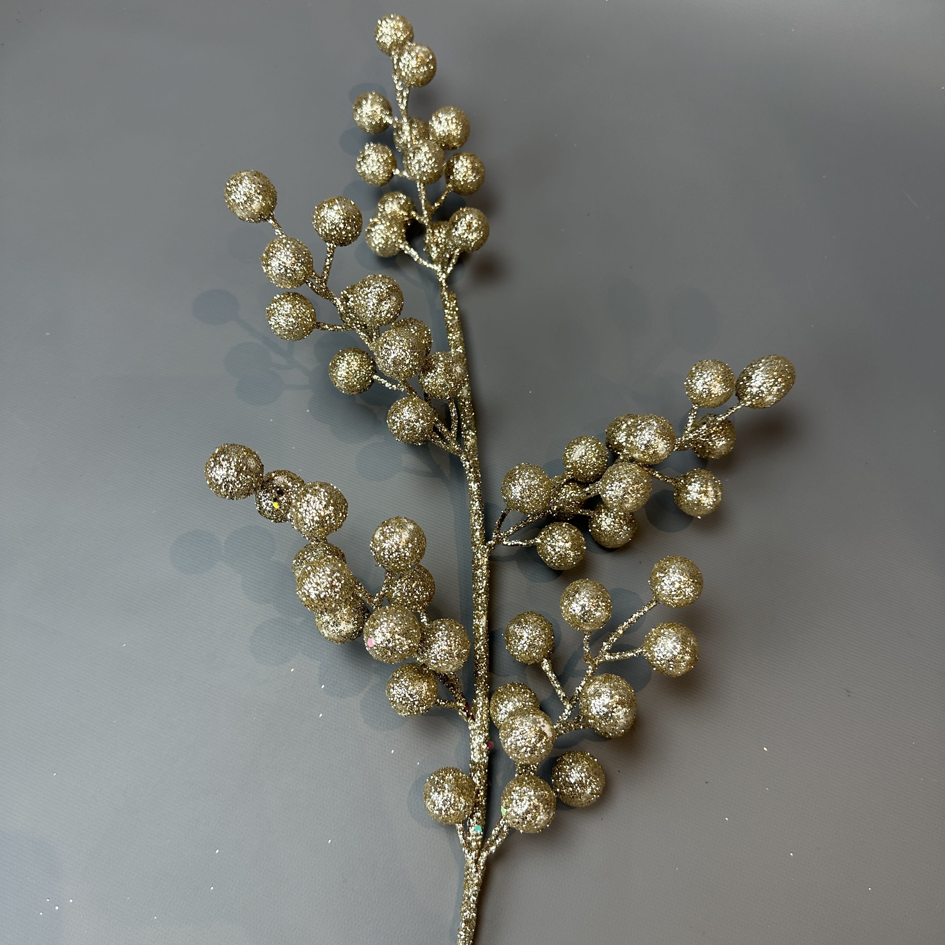 GLITTER BALL BERRY SPRAY 28''L