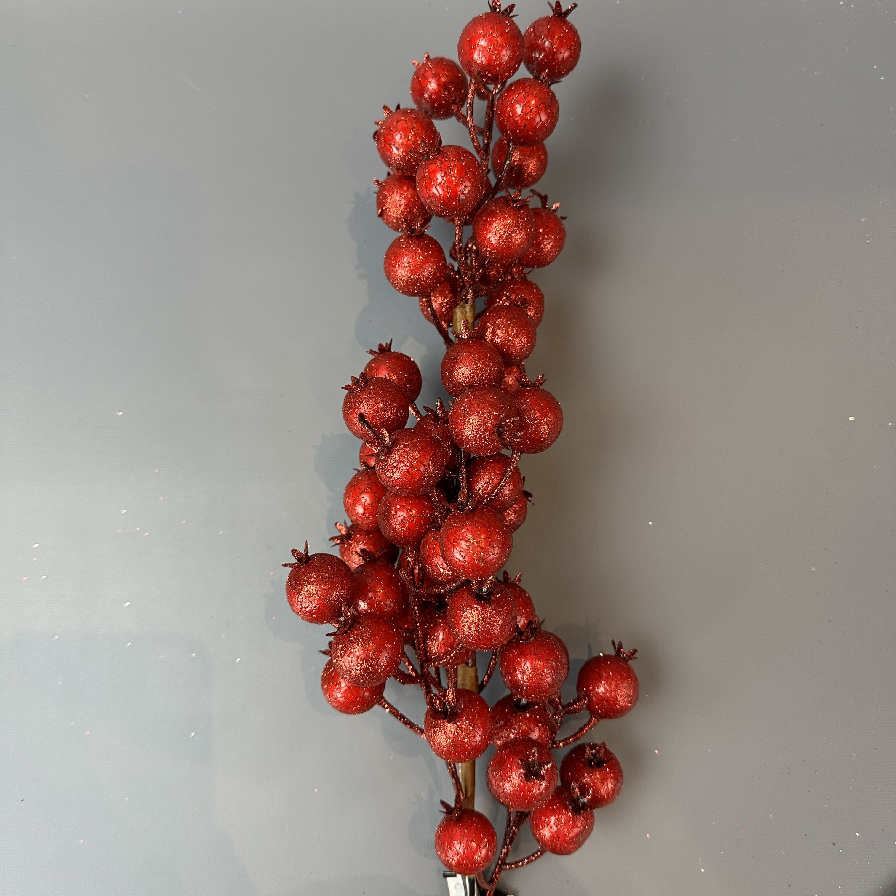 CLUSTER RED BERRIES PICK 26''L