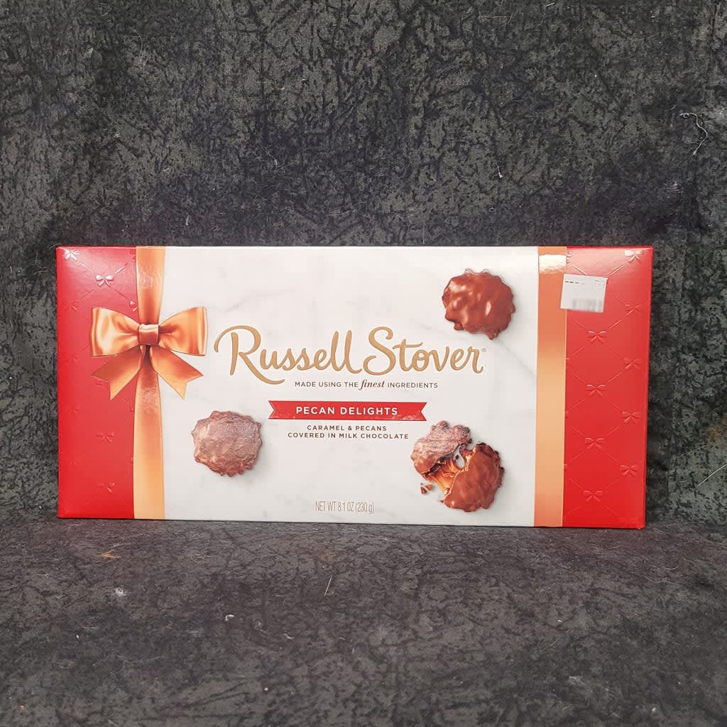 GACANDYPECANDELIGHT - Russell Stover Pecan Delights 8.1oz Flower Bouquet