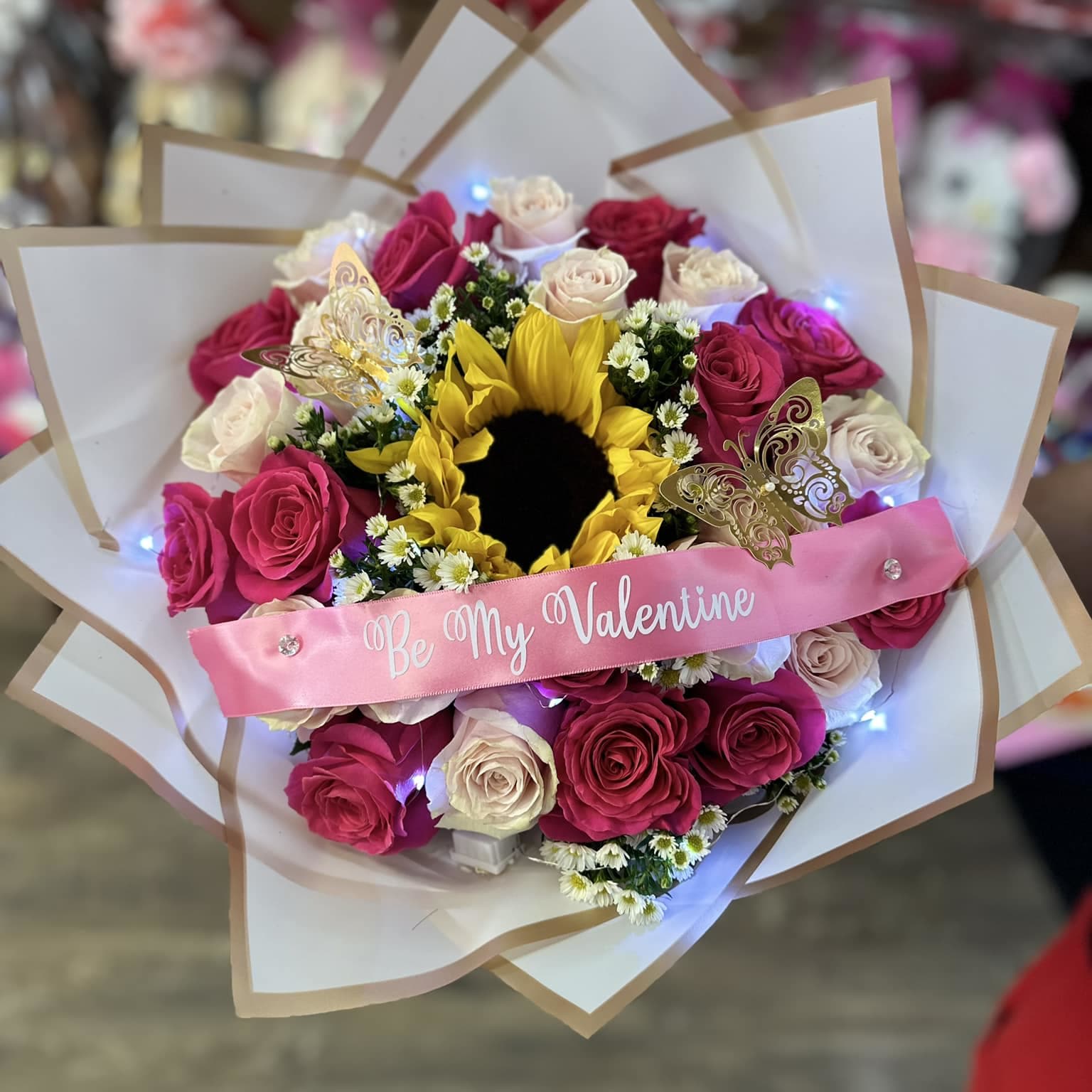 Be My Valentine Pink Ramo Buchon