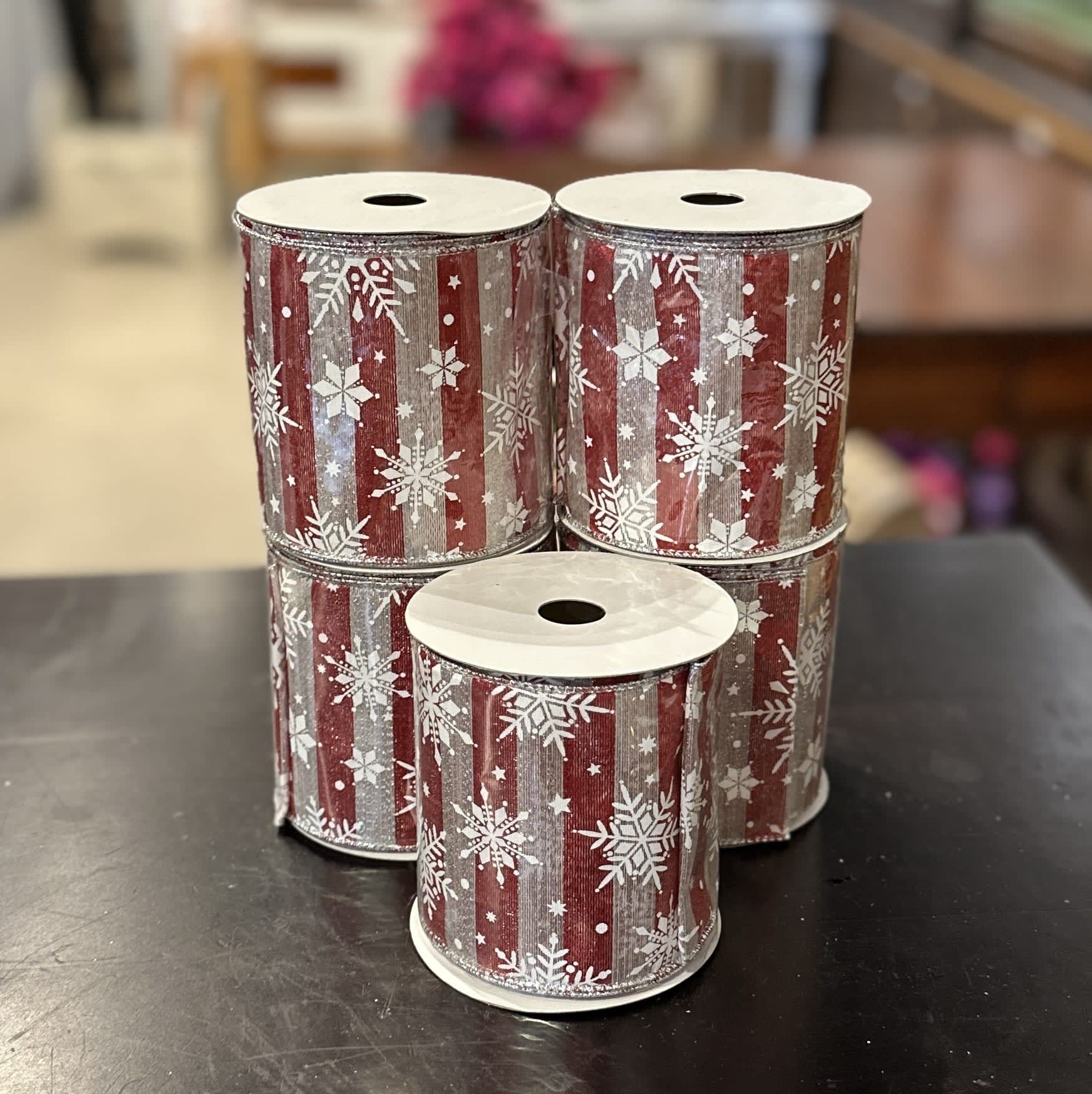 METALLIC STRIPE/SNOWFLAKE RIBBON 4'' X 10YDS