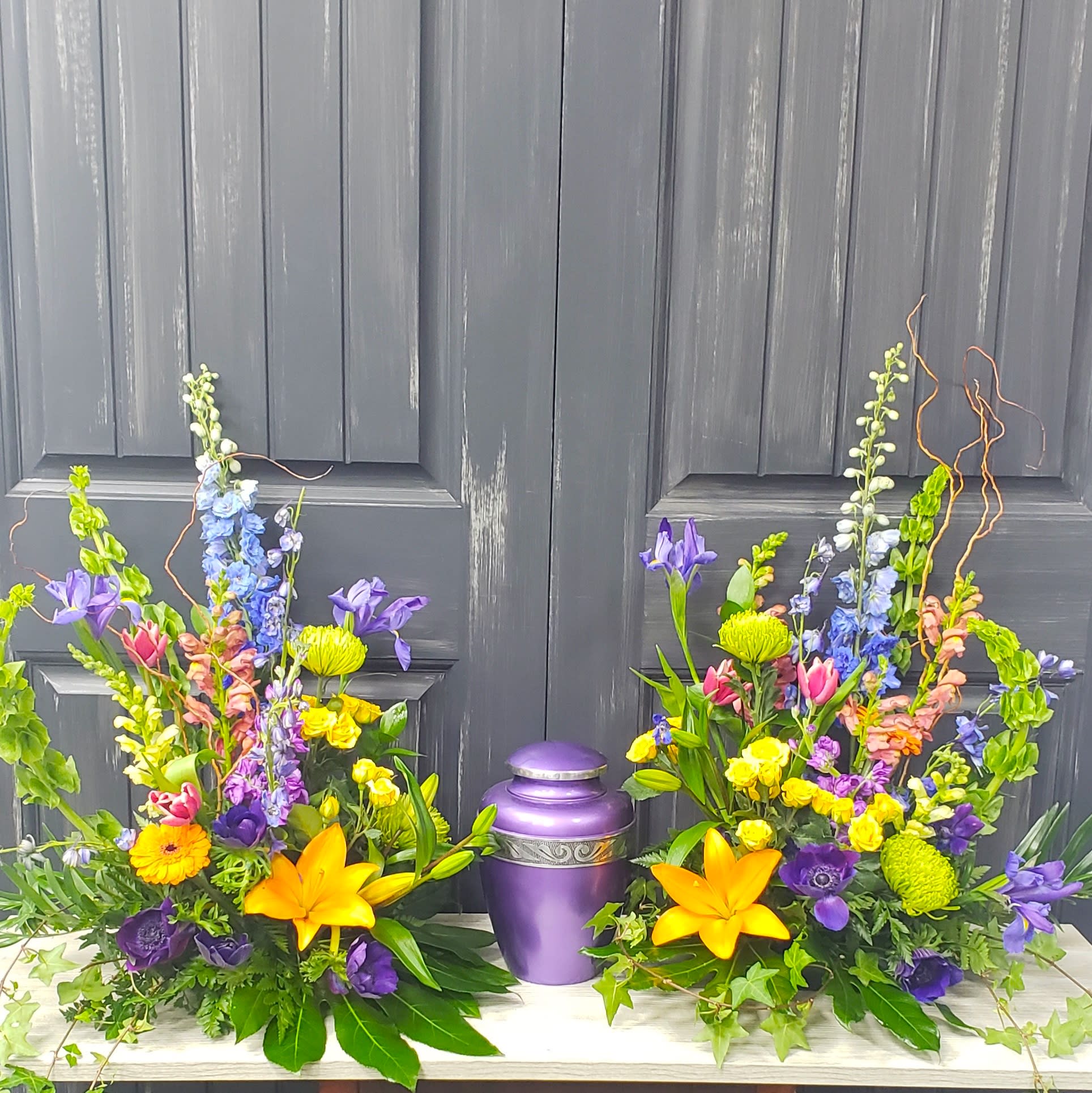 Mirror of Color Urn Duo