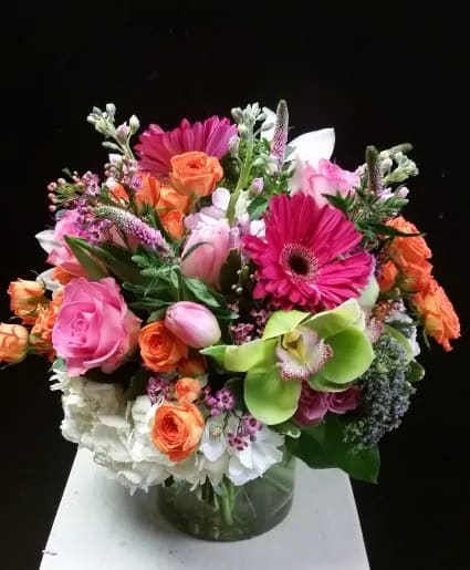 MAGNIFICENT BOUQUET Flower Bouquet