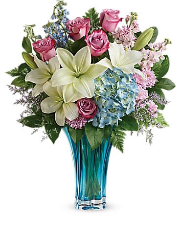 Teleflora's Heart's Pirouette Bouquet