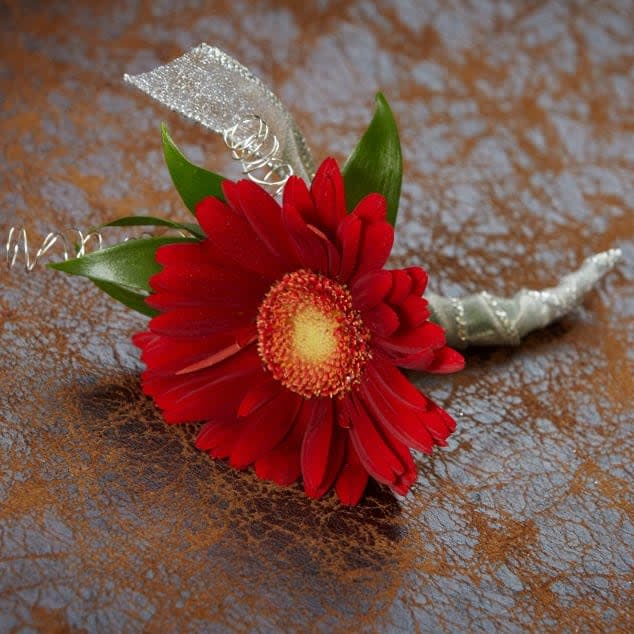 Red Mini Gerber Boutonniere