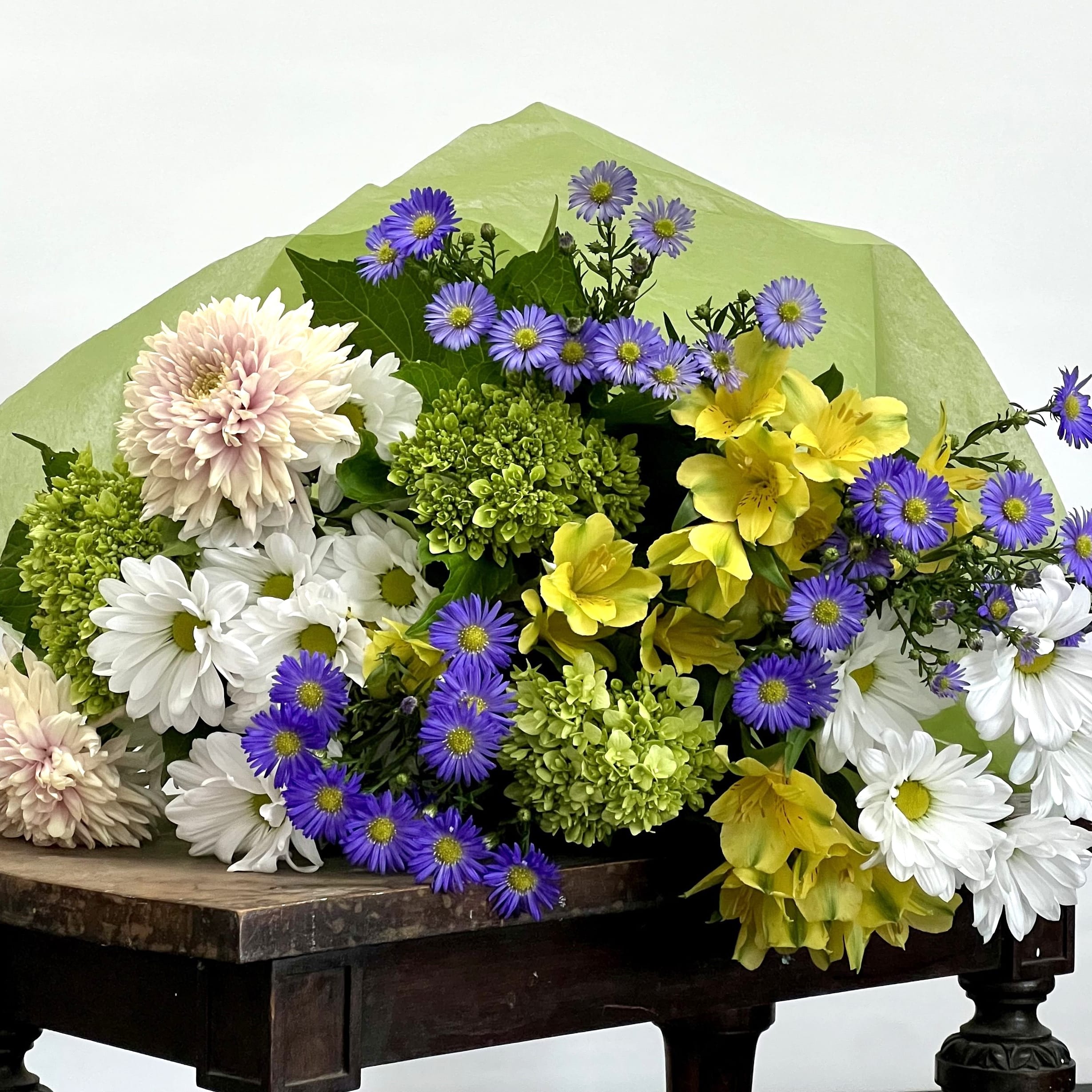 Fresh Flower Delivery to Lincoln Park, Kingston, NY Send Flowers Today