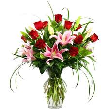 Dozen Roses With Lilies Flower Bouquet