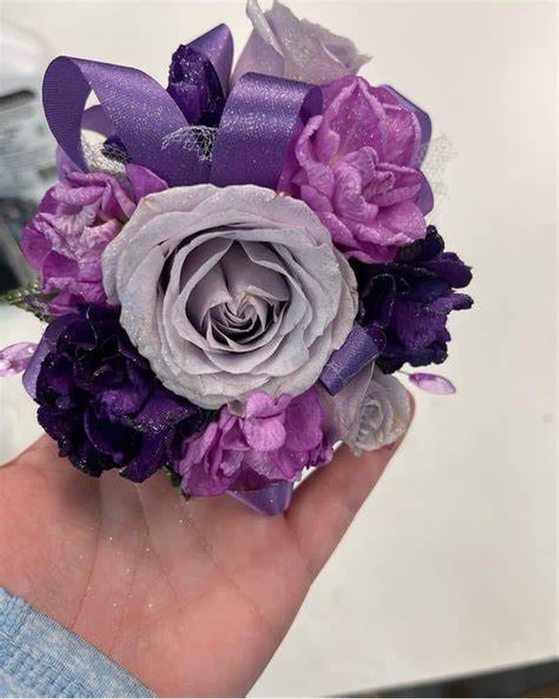 CORSAGE-PURPLE Flower Bouquet