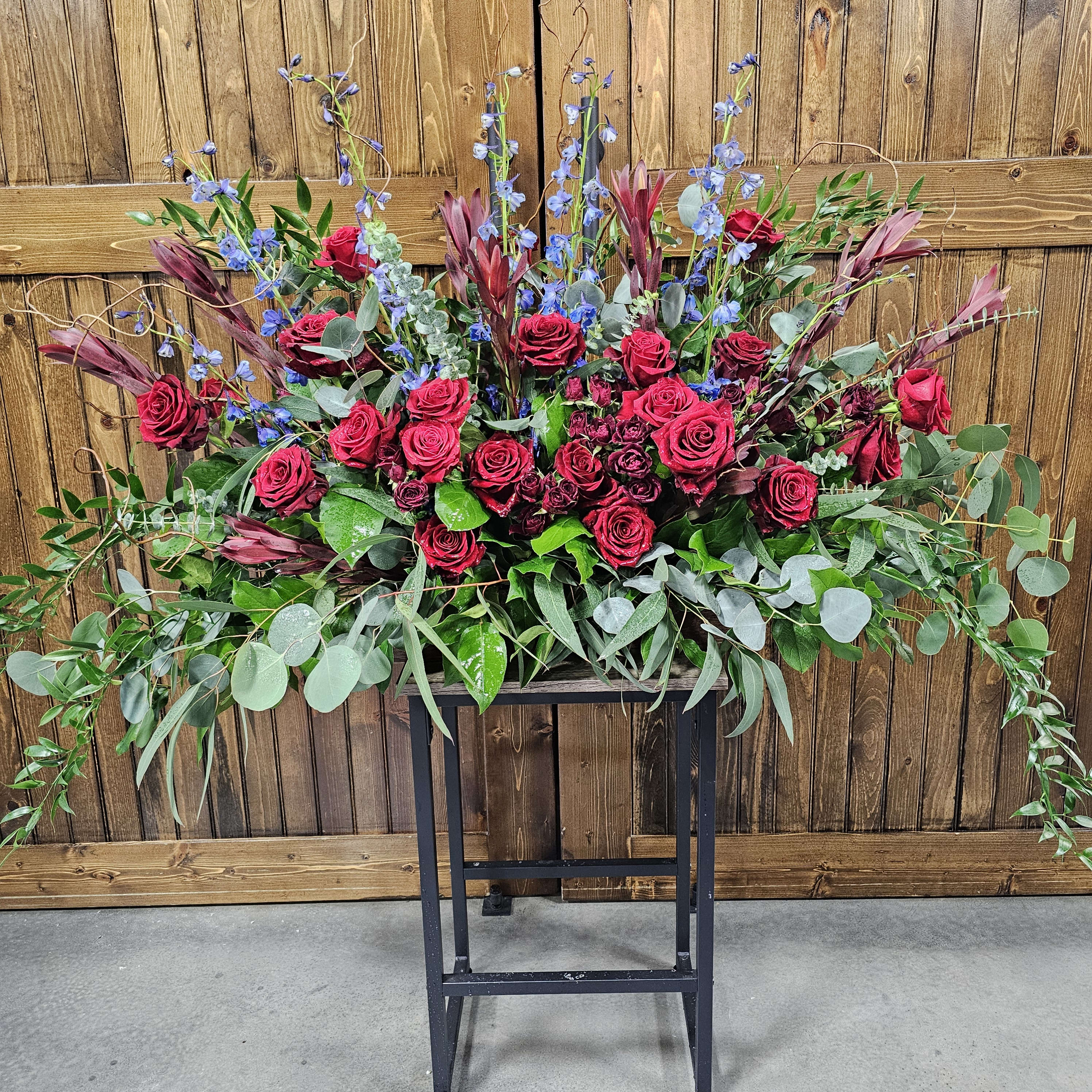 Red Tribute Spray Flower Bouquet