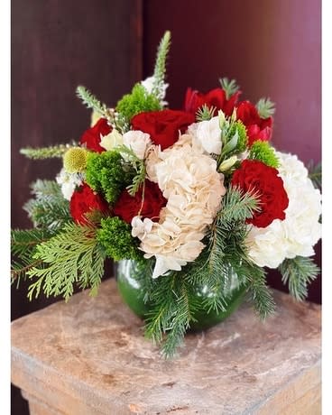 Holiday Designer's Choice Floral Arrangement