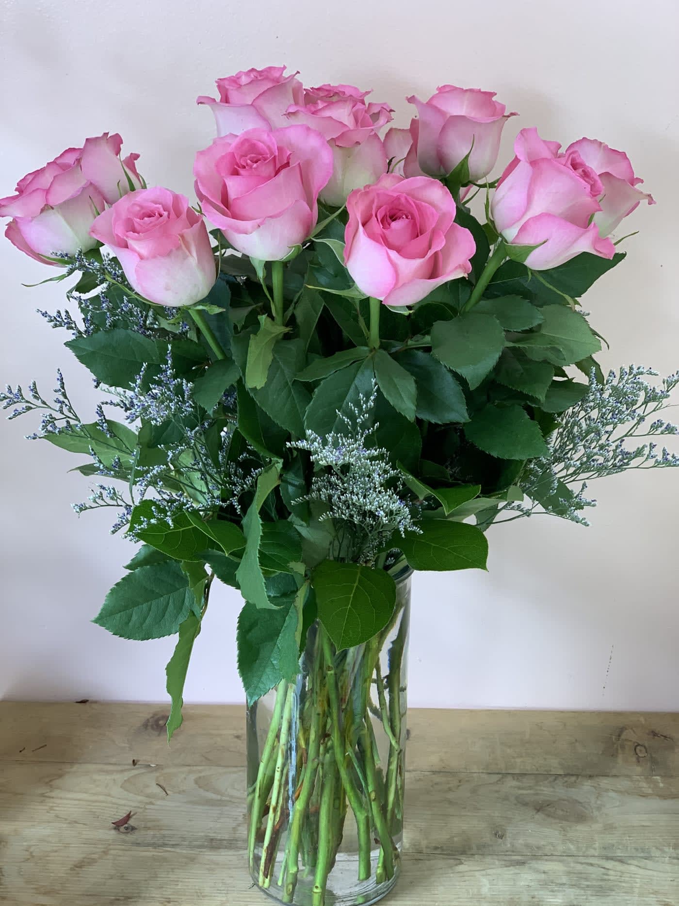 12 Pink Roses I n A Vase