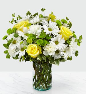 The FTD® Happy Day™ Bouquet