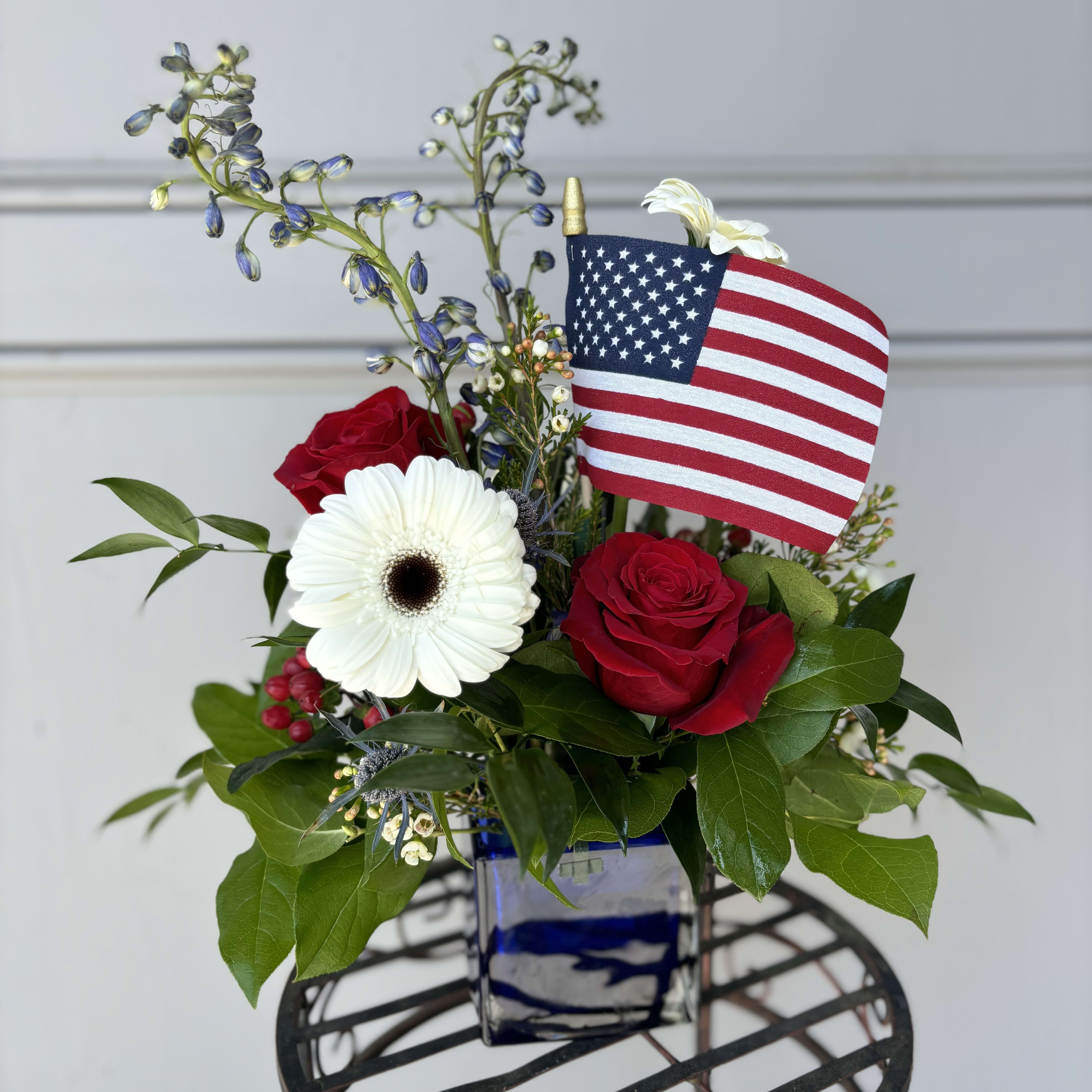 American Glory Flower Bouquet