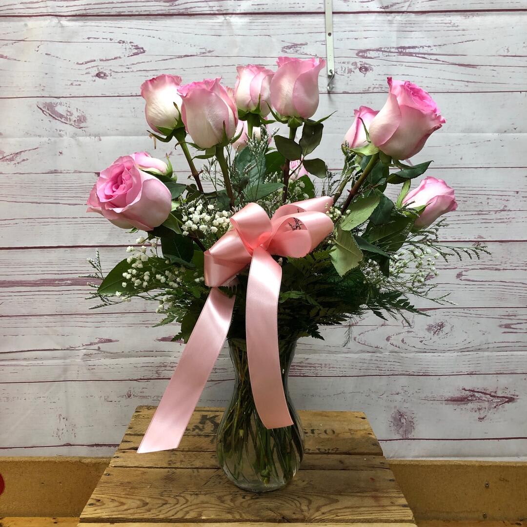 Single Color Roses in Clear Vase