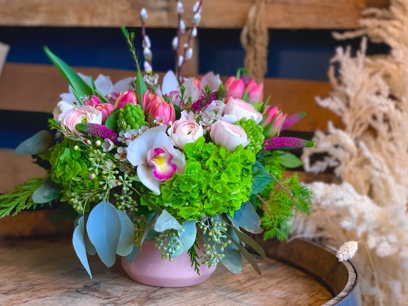 Double Kiss Flower Bouquet