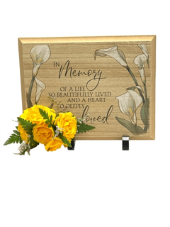 EXAMPLE of Plaque with Floral Accent Flower Bouquet