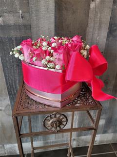 Platinum Pink Heart Box