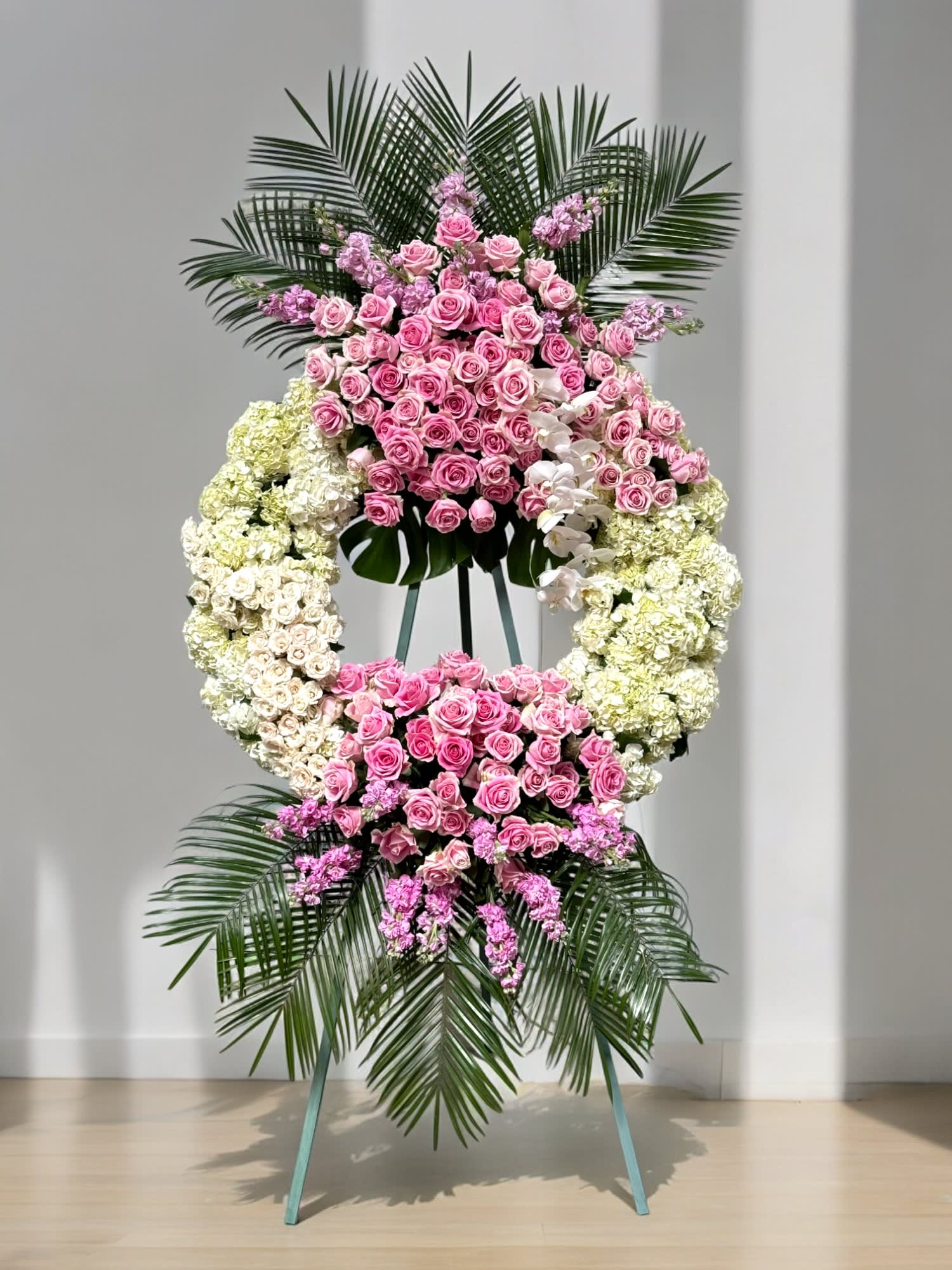 Full Standing Wreath 1