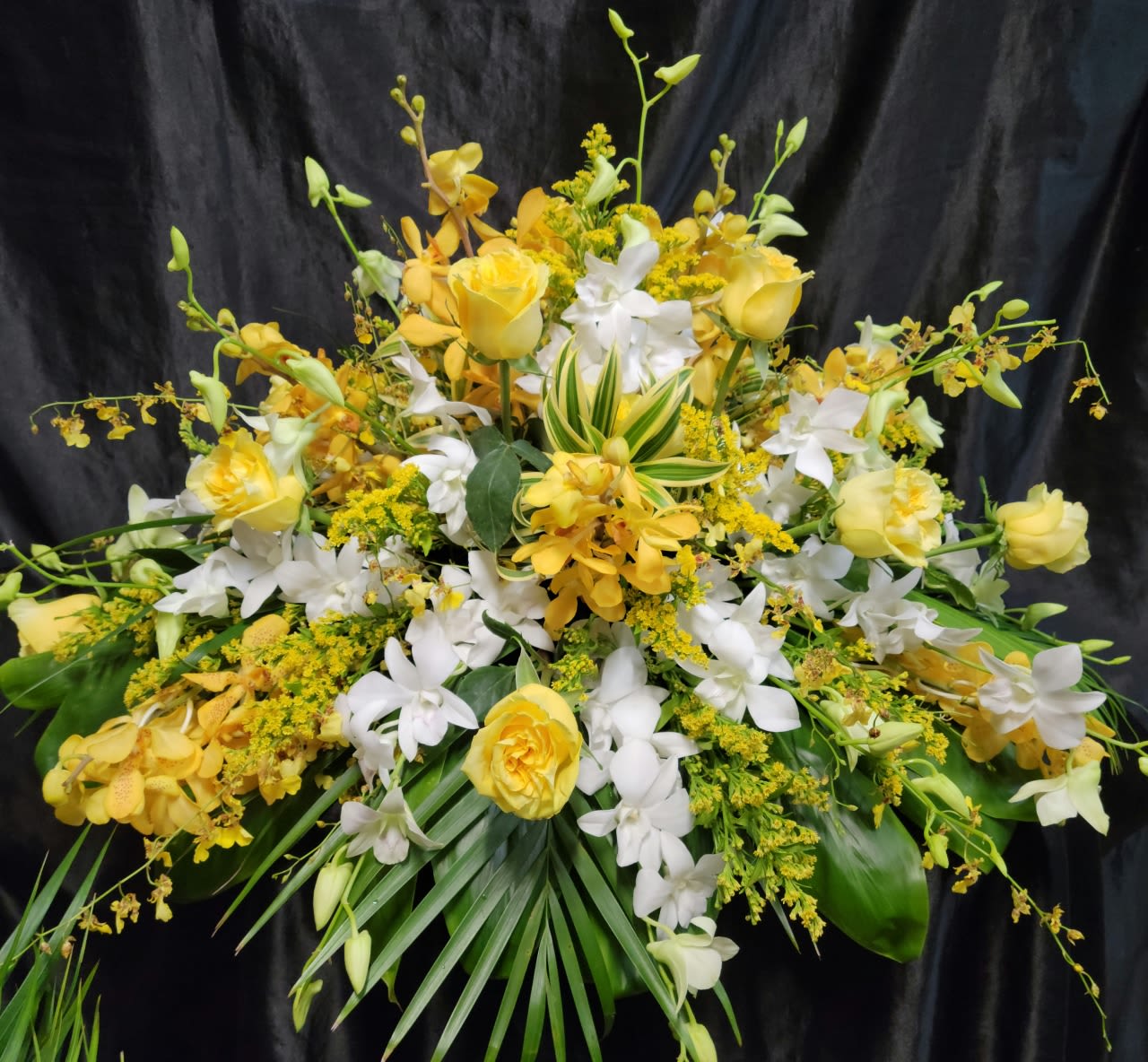 A FAVORITE Color Themed Casket Spray  CS#A10