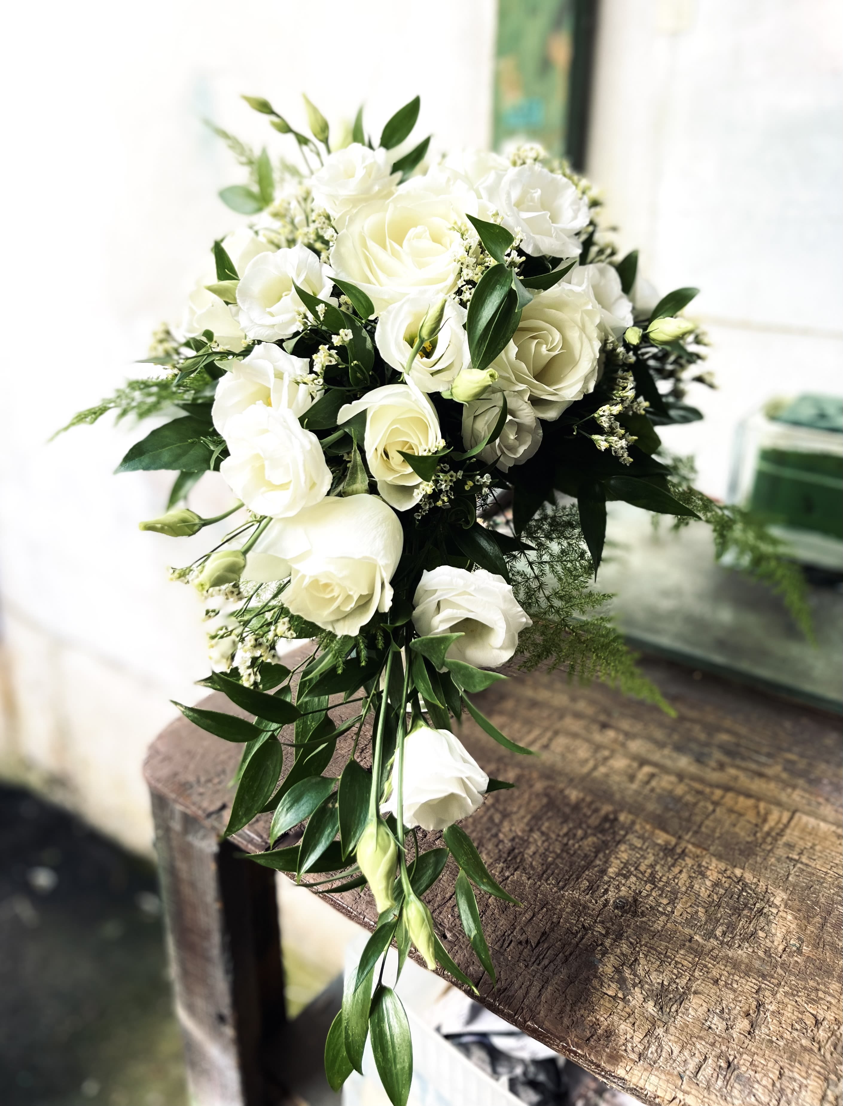 SIMPLE BRIDAL CASCADE BOUQUET