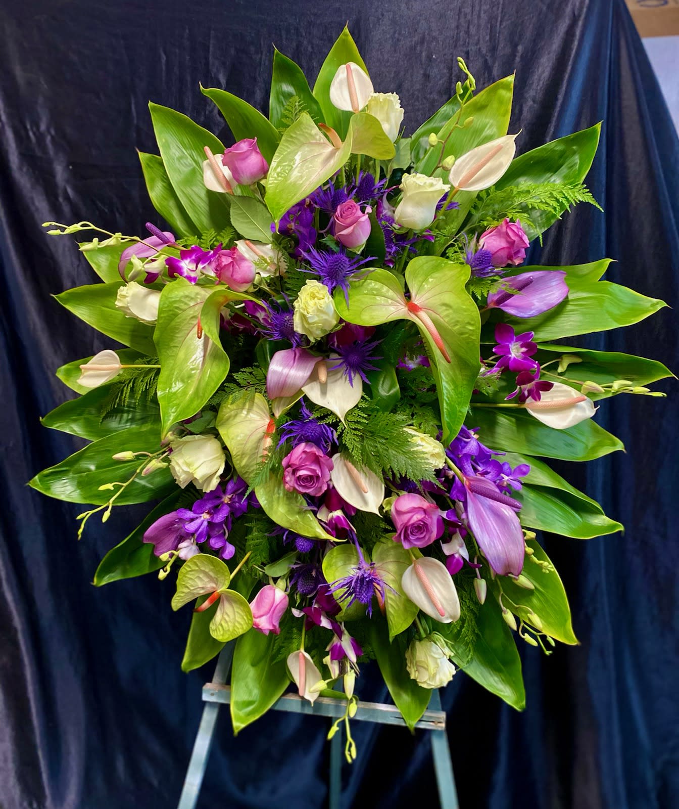 TROPICAL STANDING SPRAY LARGE   # L #4