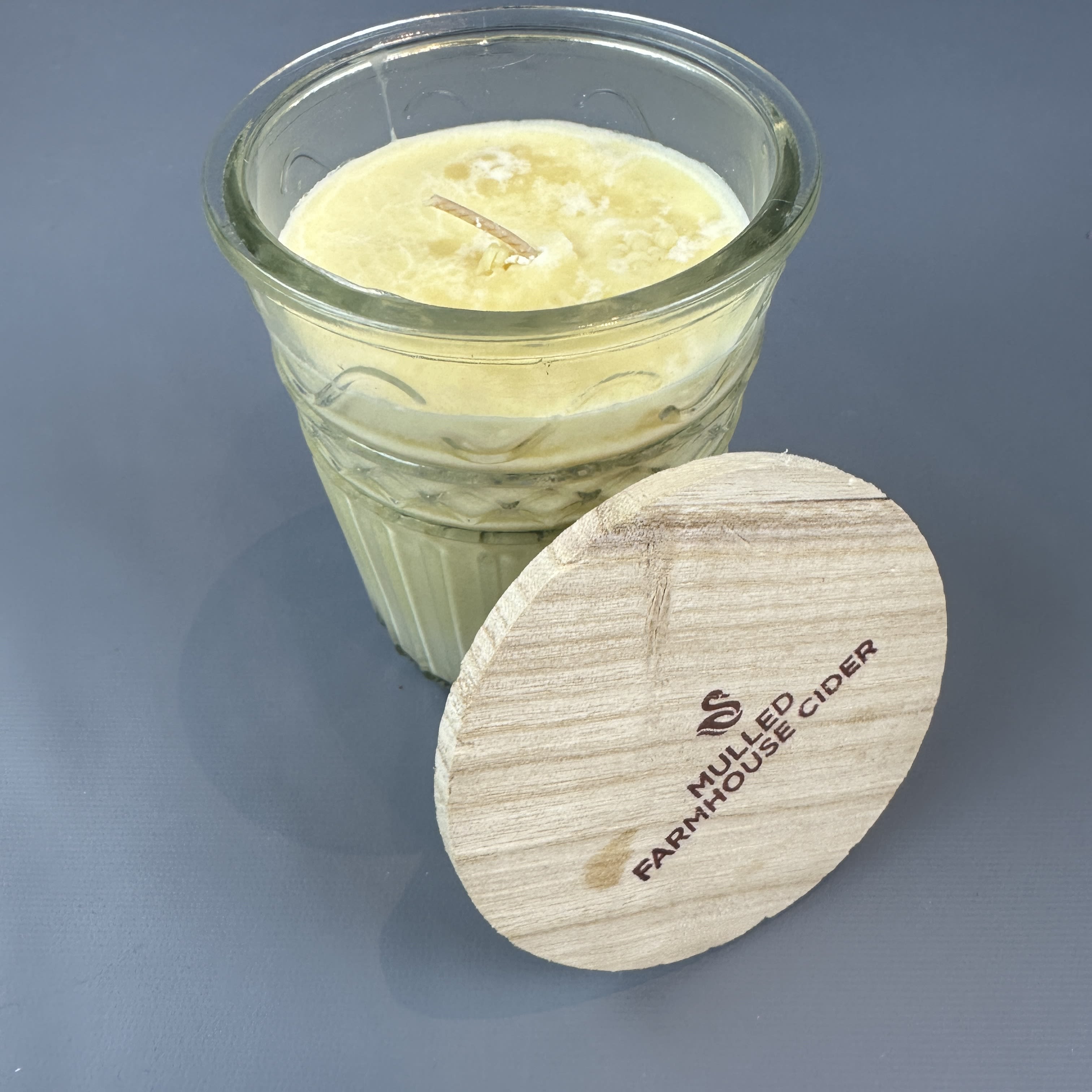 SWAN CREEK MULLED FARMHOUSE CIDER 12OZ CANDLE