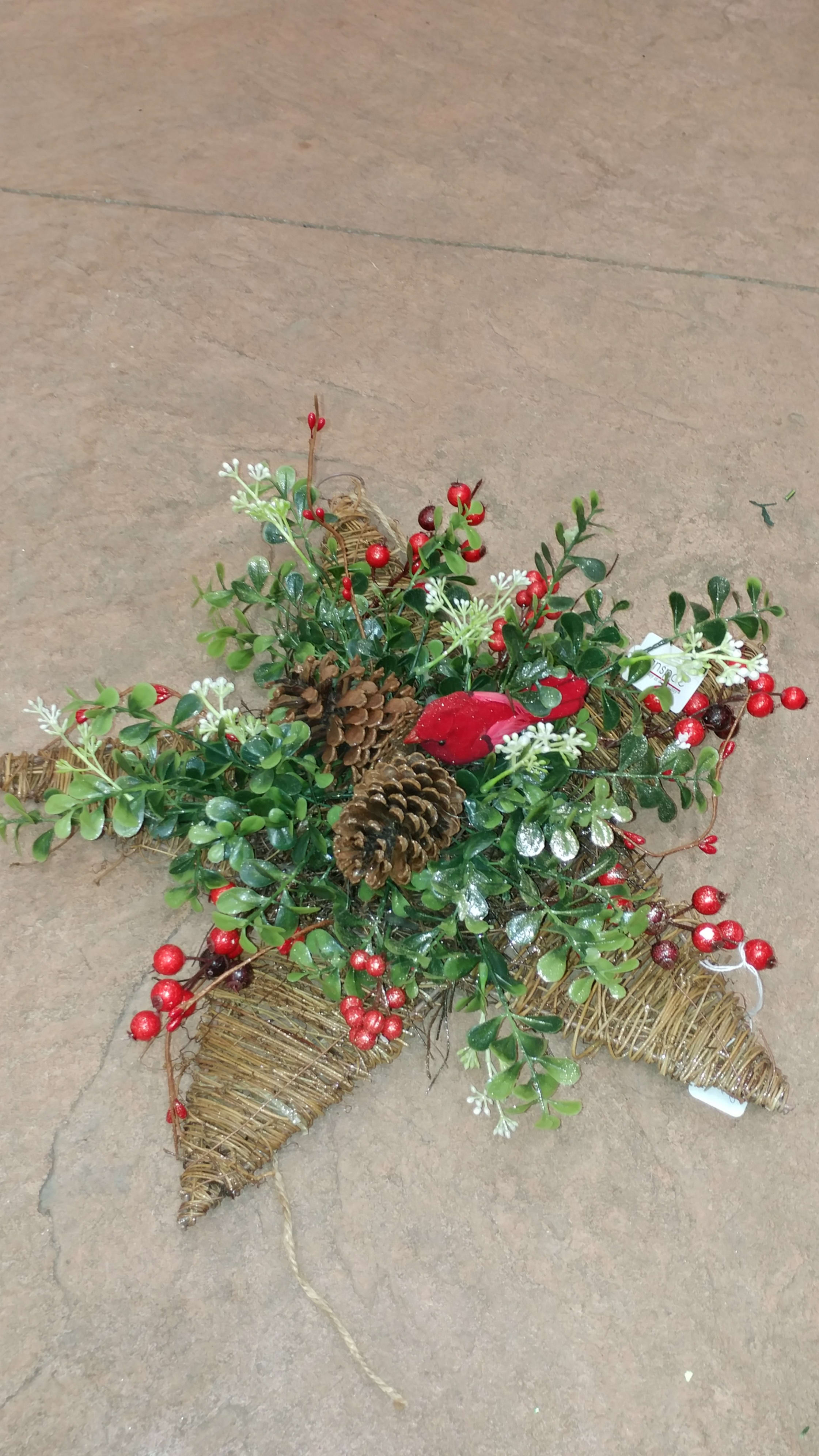 Wall Hanging Star Flower Bouquet