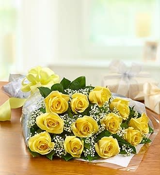 One Dozen Rose Presentation Bouquet - Yellow