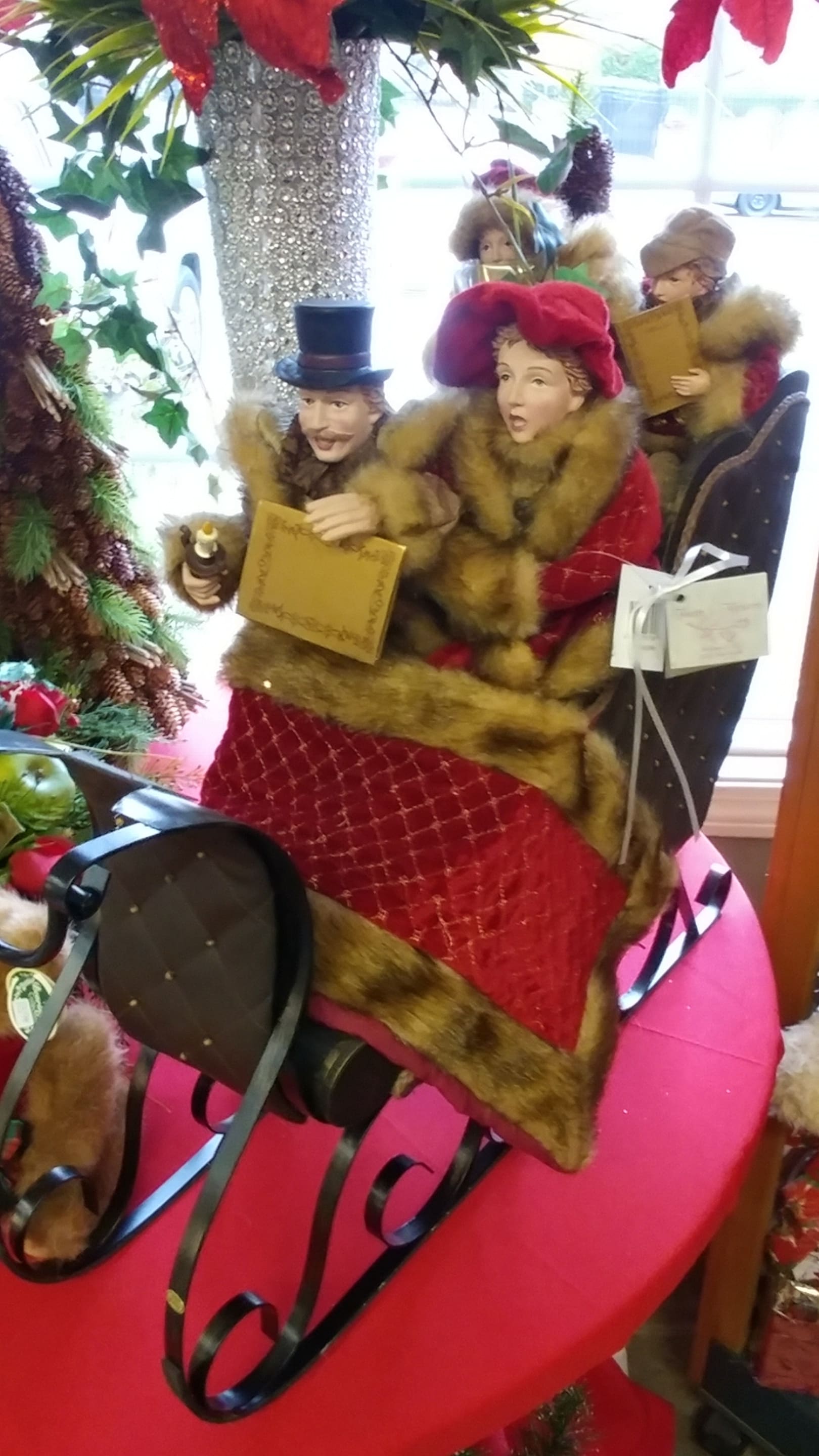 Carolers Sleigh Flower Bouquet