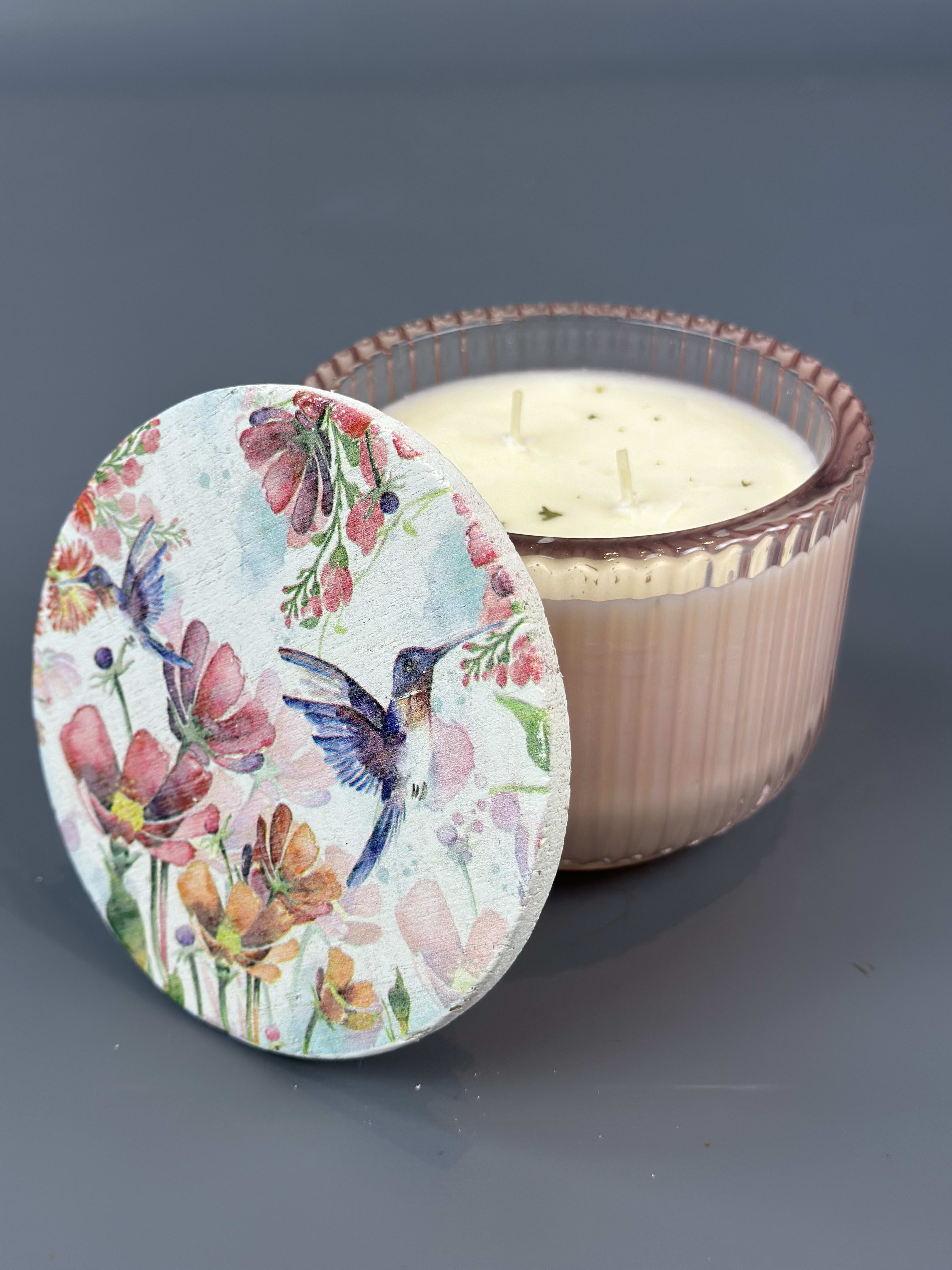 SWAN CREEK WHITE PEACH & CLOVE 8.5OZ CANDLE