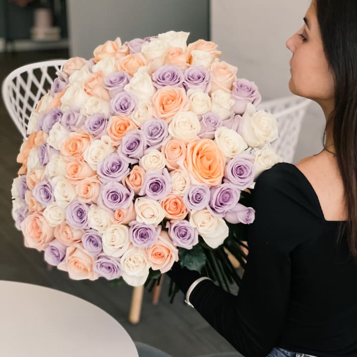 PASTEL MIX ROSES