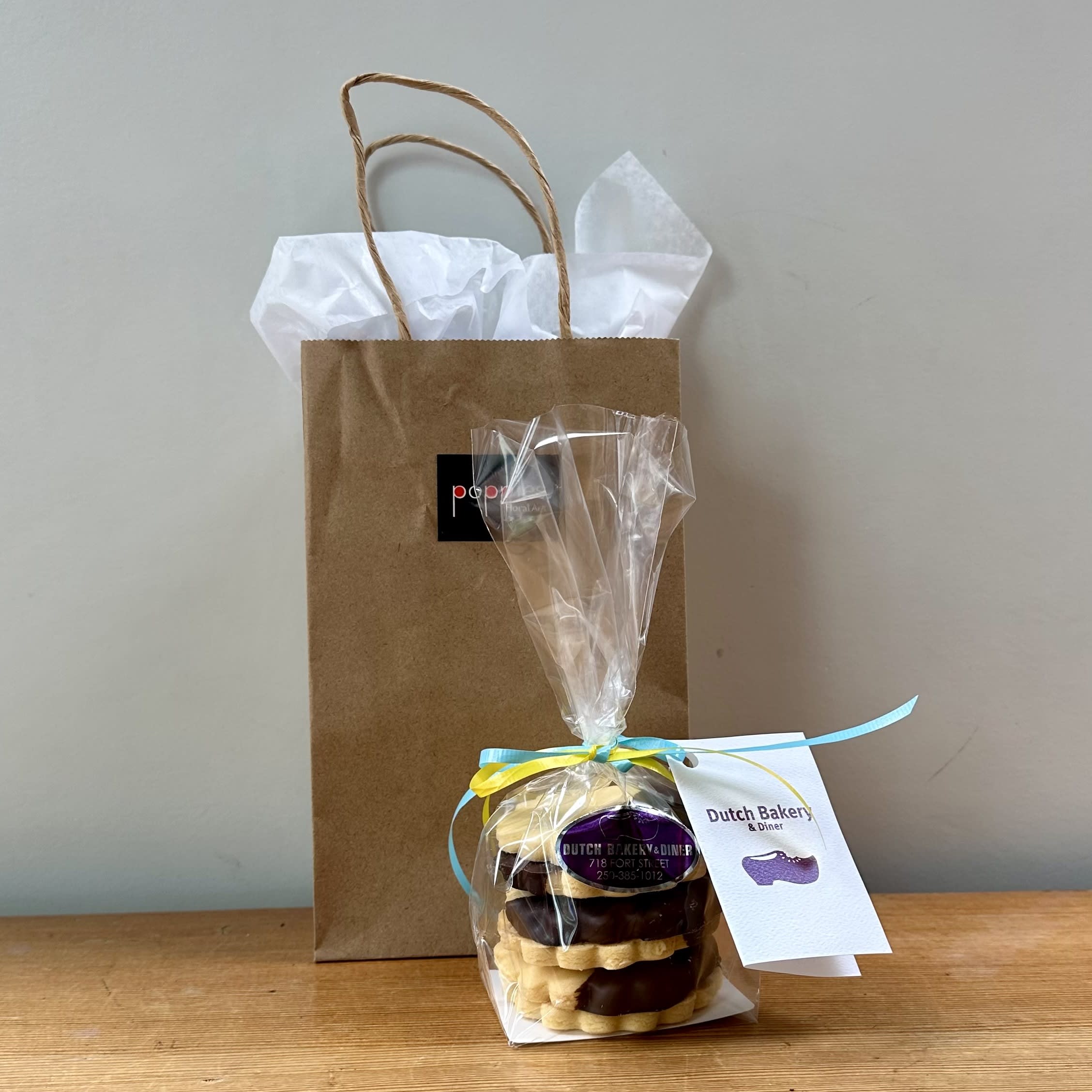 Dutch Bakery 1/2 Dozen Chocolate Dipped Shortbread Cookies