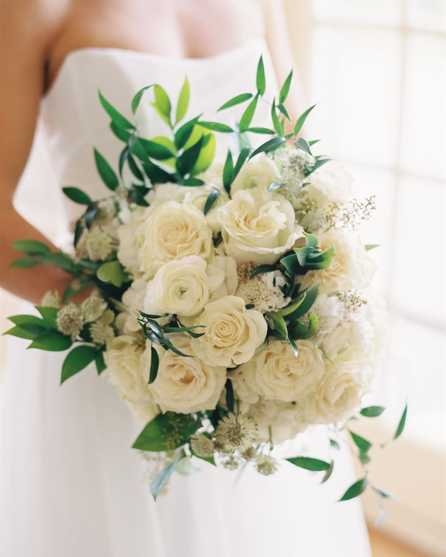 Rose, Ranunculus & Scabiosa Bride