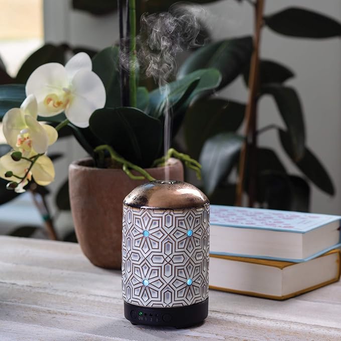 BRONZE GEOMETRIC ULTRASONIC ESSENTIAL OIL DIFFUSER Flower Bouquet