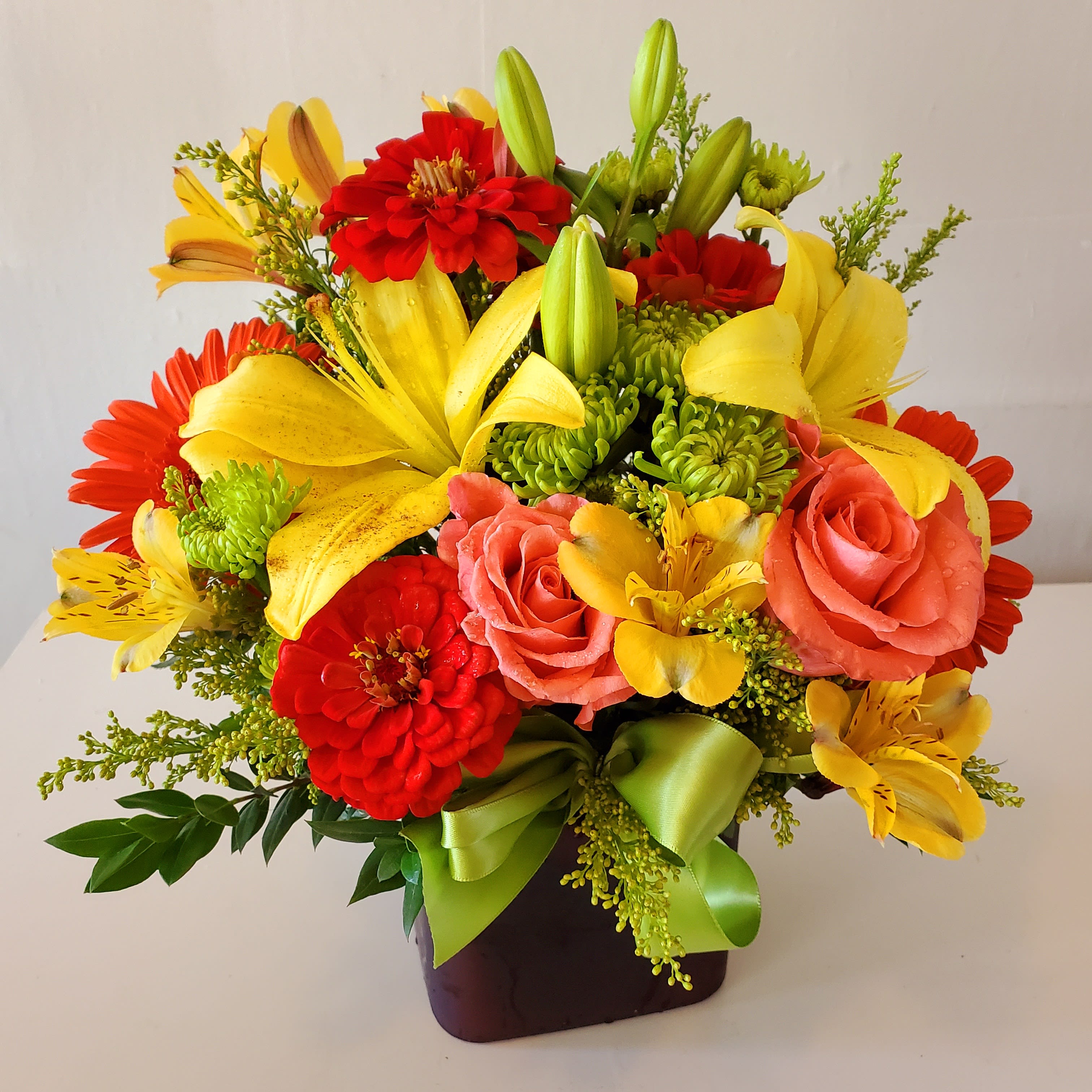 Bright Cube Bouquet