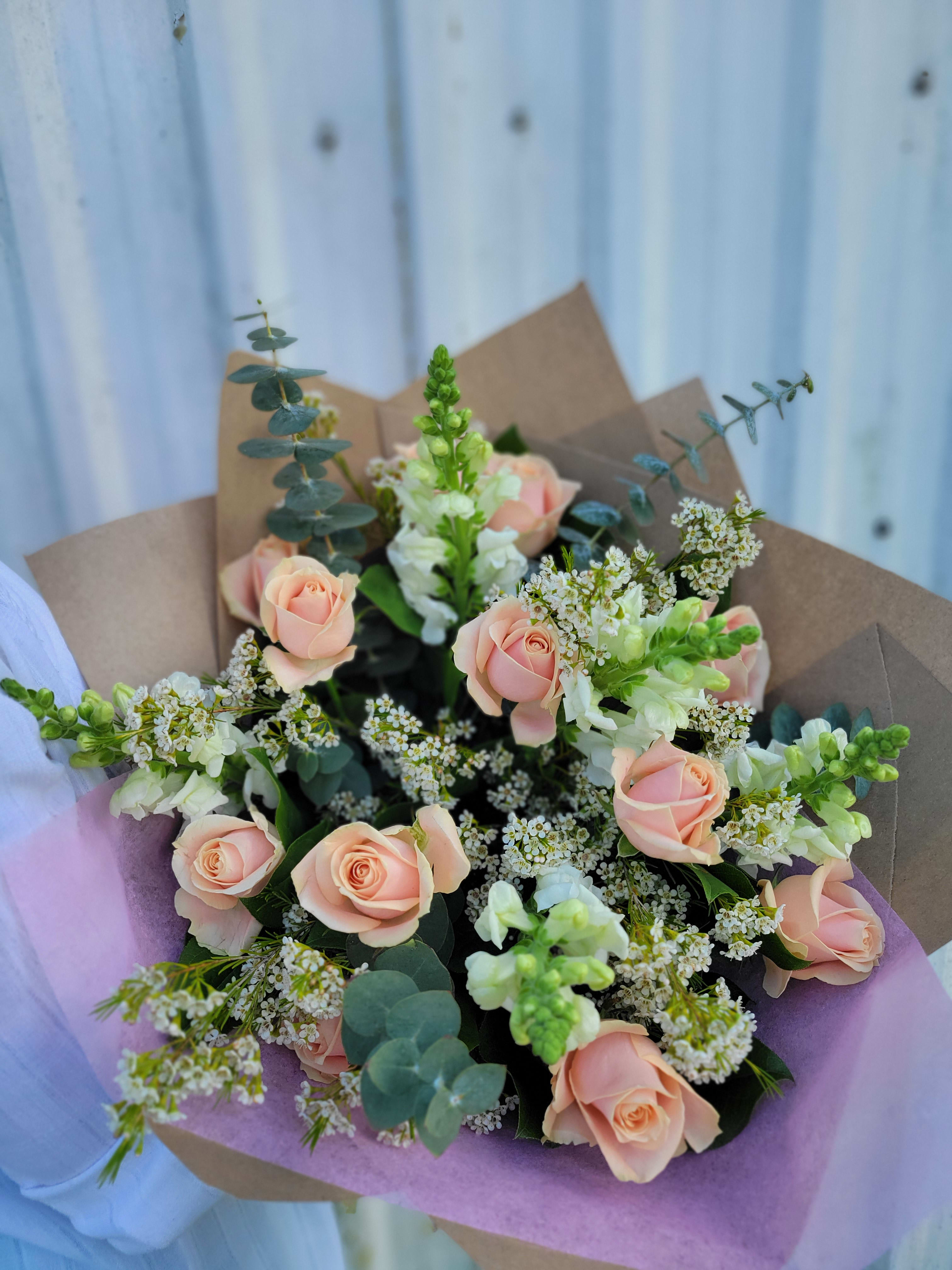 Sweet Peach Elegance Dozen Rose Bouquet Flower Bouquet