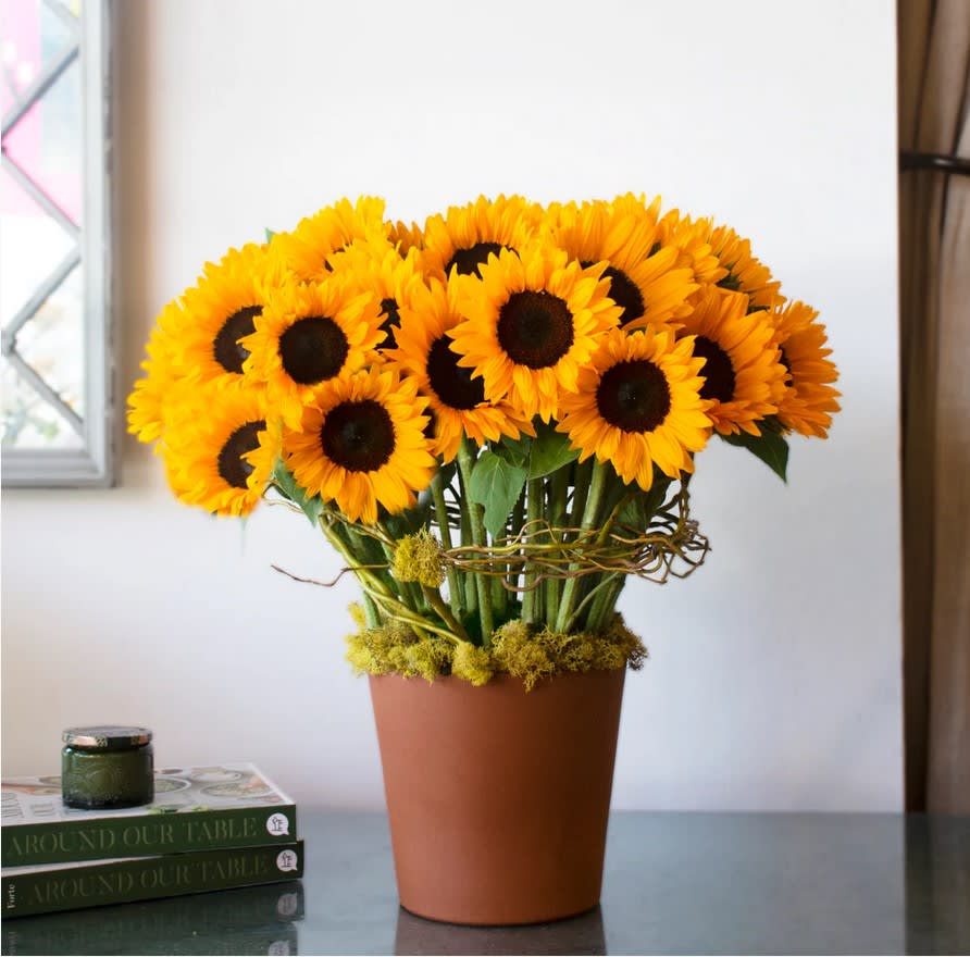 Sunlit Sunflowers Flower Bouquet