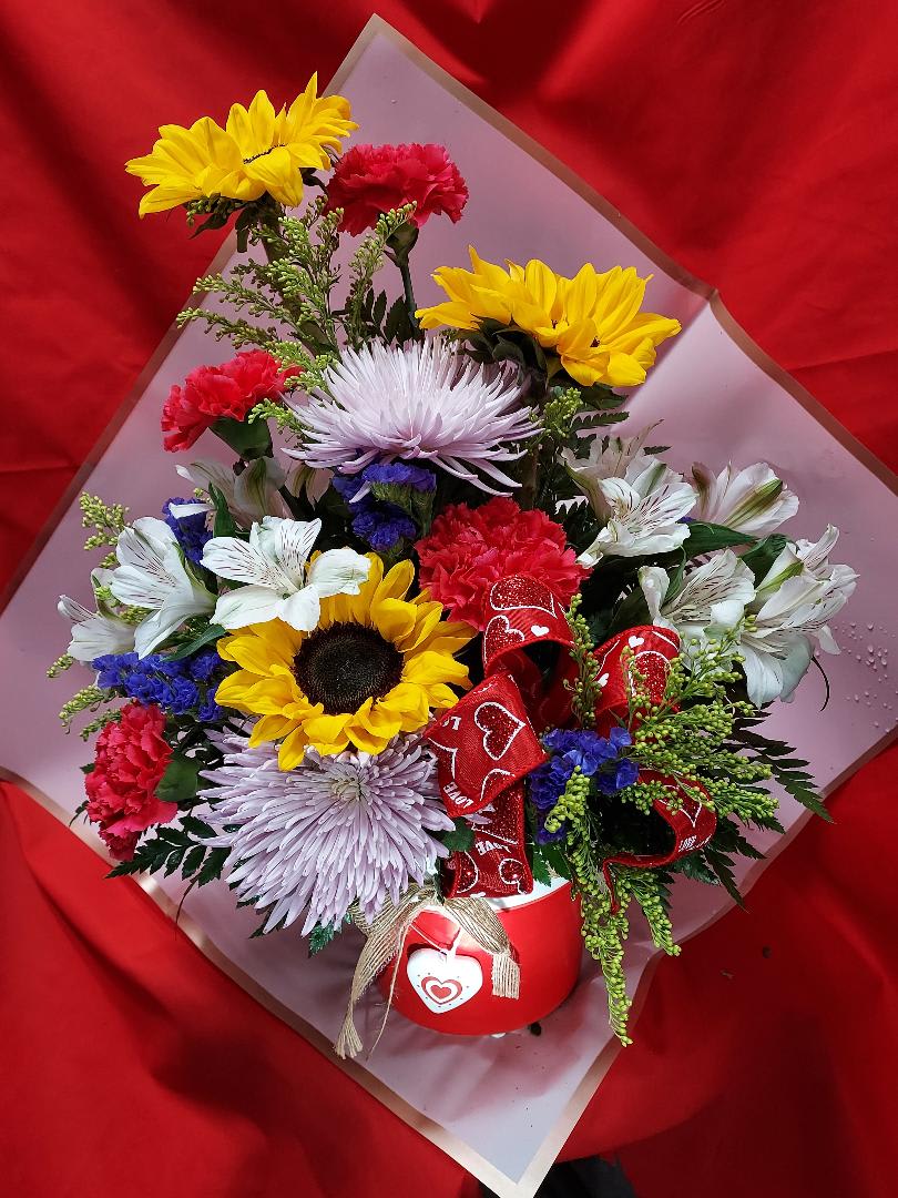 LOVES HEART BLOOM Flower Bouquet