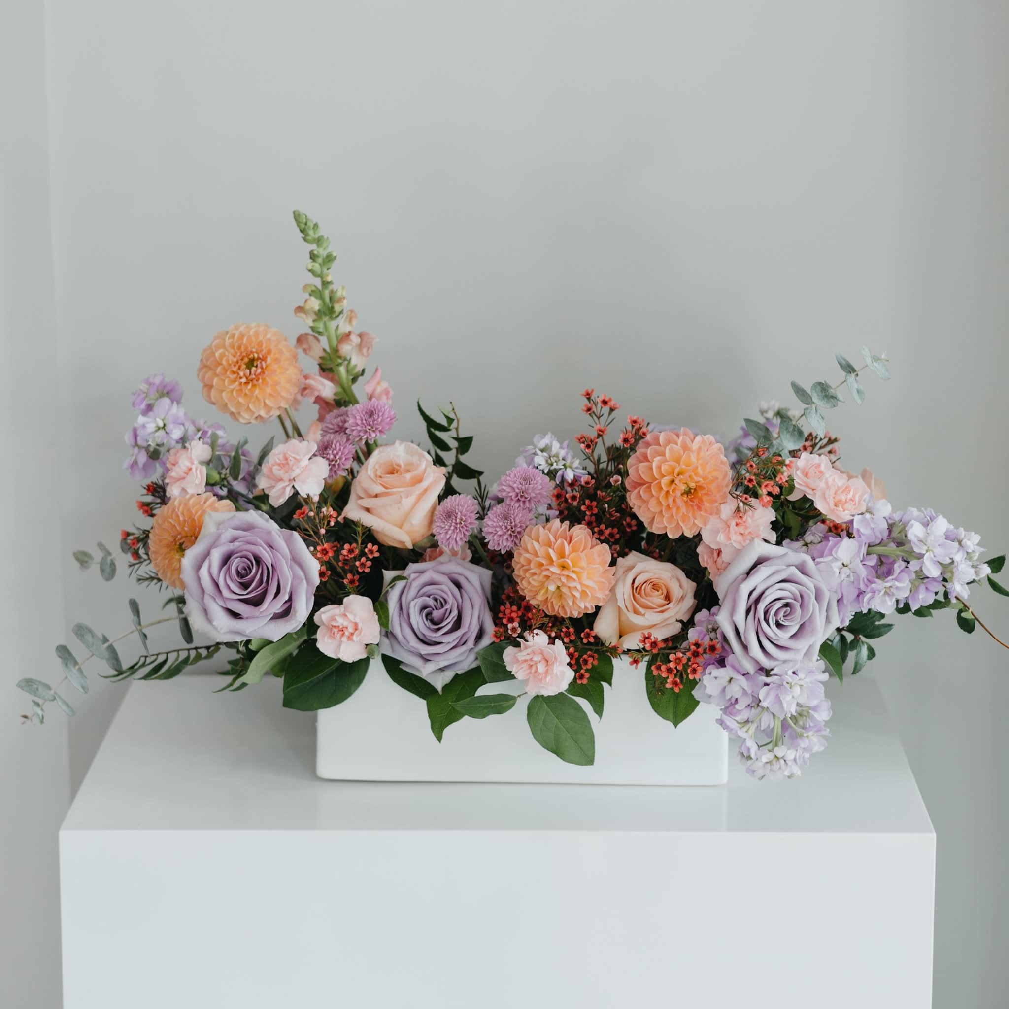 LONG & LOW CENTERPIECE