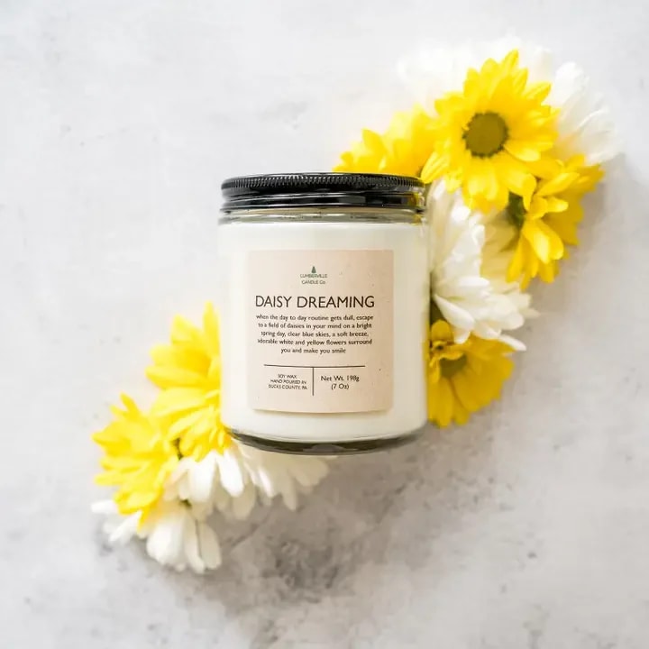 Daisy Dreaming Lumberville Soy Candle Flower Bouquet