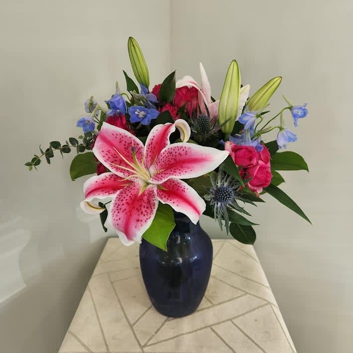 Shooting Star Flower Bouquet