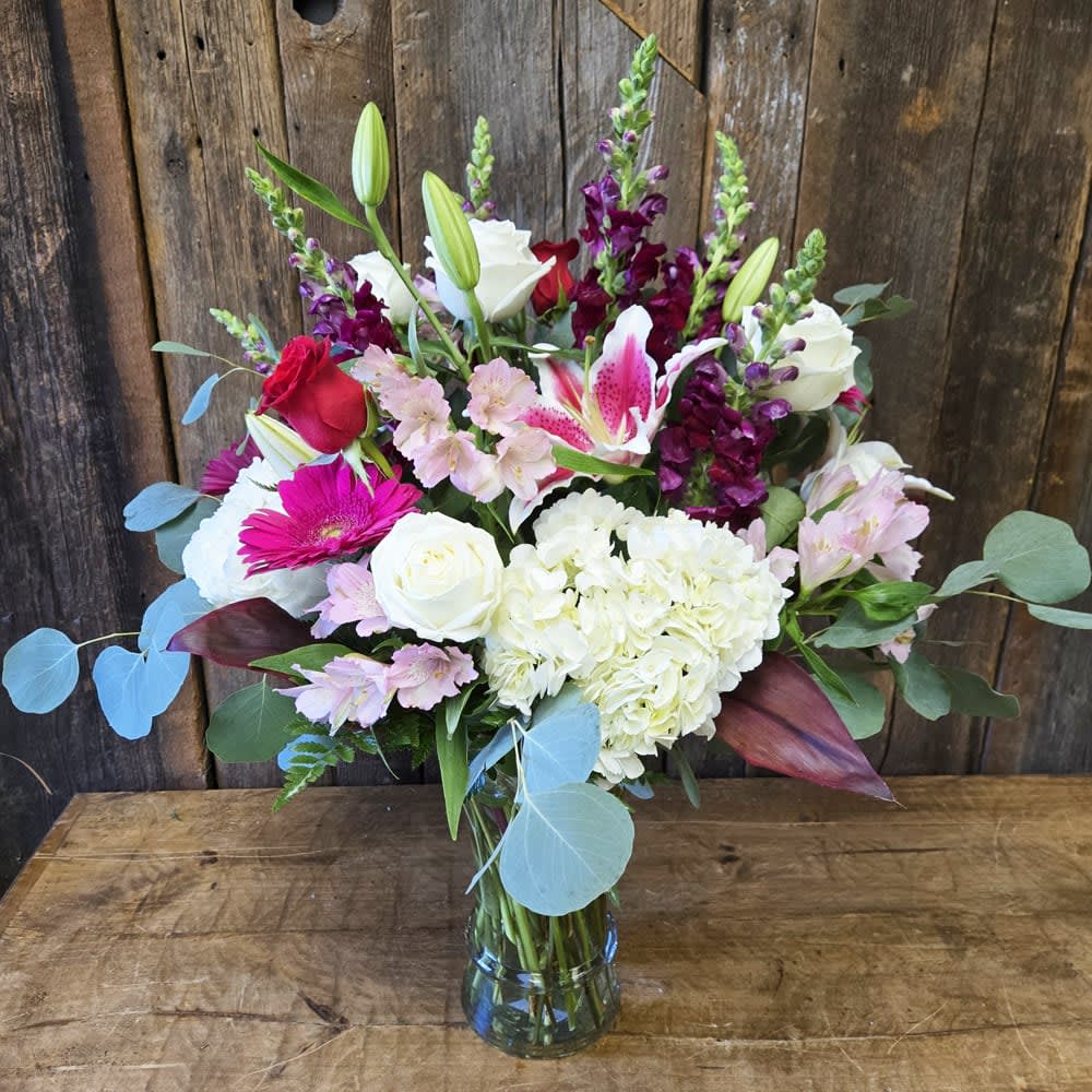 Lotsa Love Bouquet Flower Bouquet