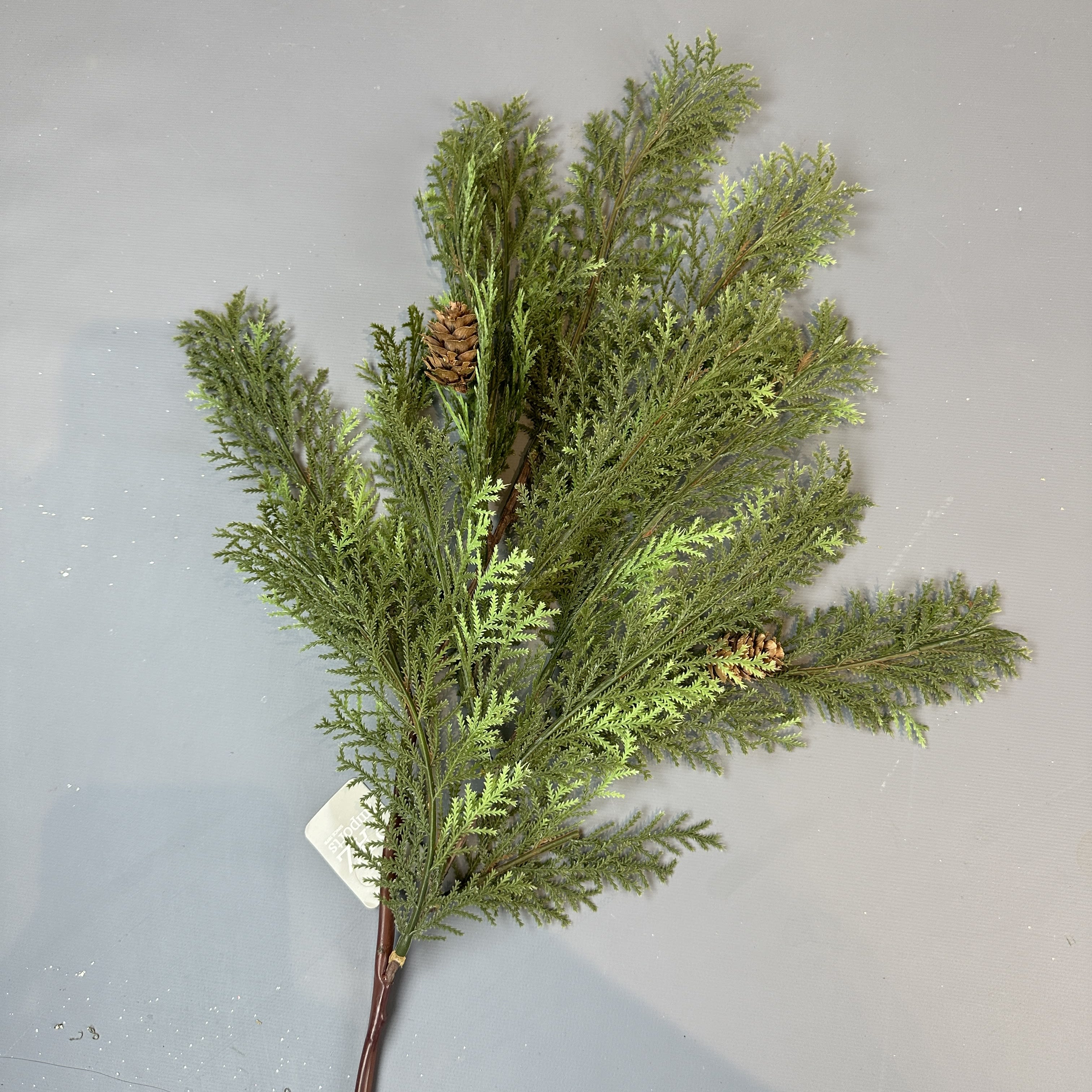 32'' CEDAR SPRAY W/ SMALL PINECONES