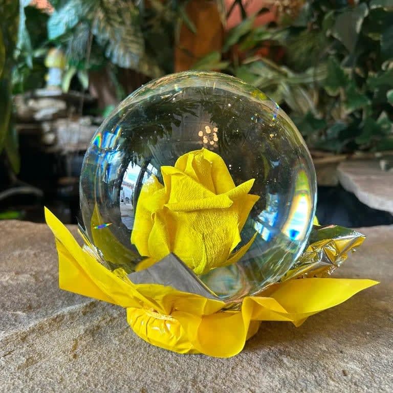 Yellow Rose Globe Flower Bouquet