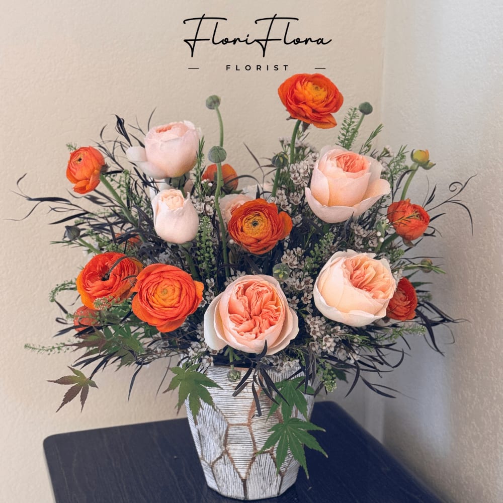 Juliet in Love Flower Bouquet